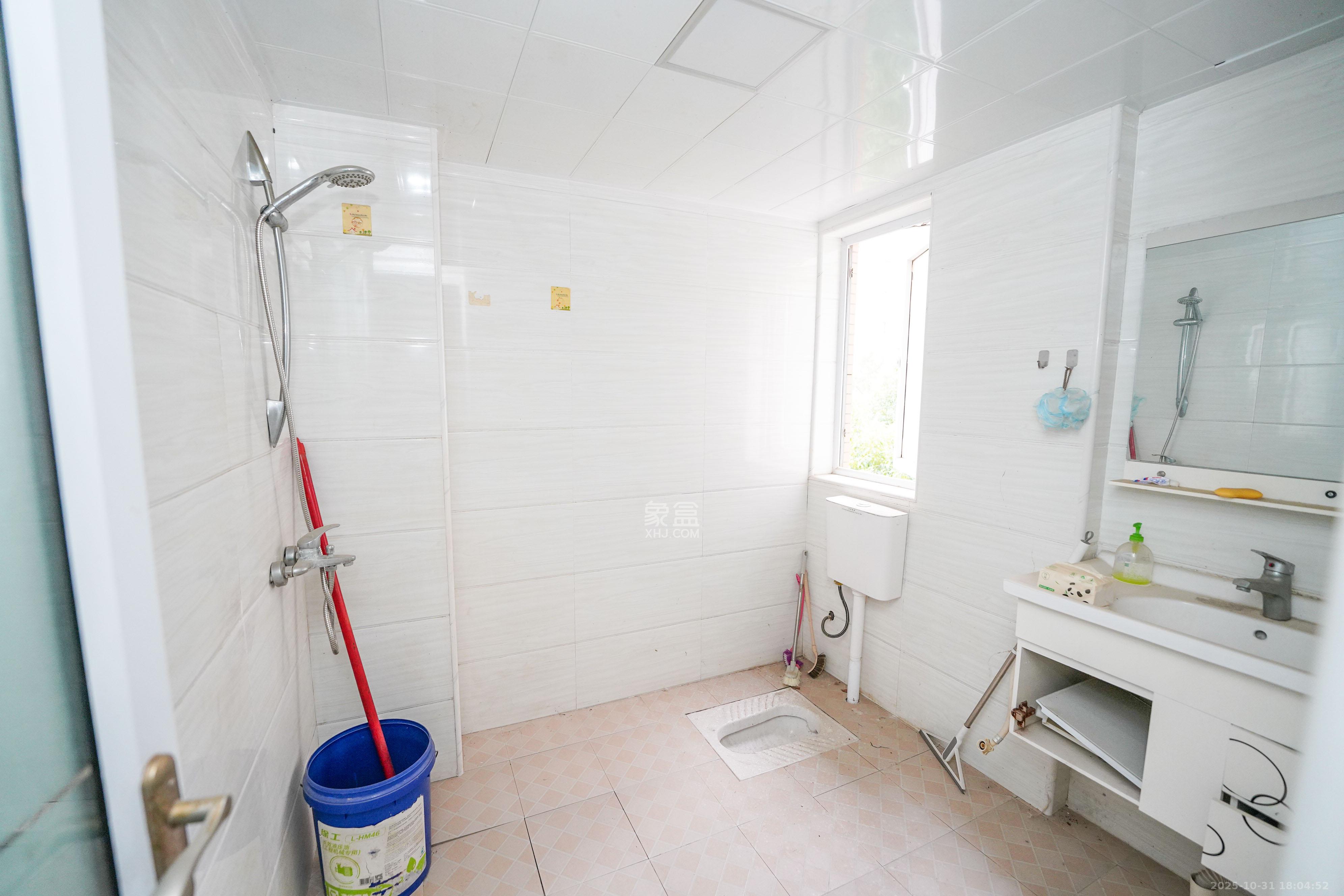 丽发新城  3室2厅2卫    82.8万其他