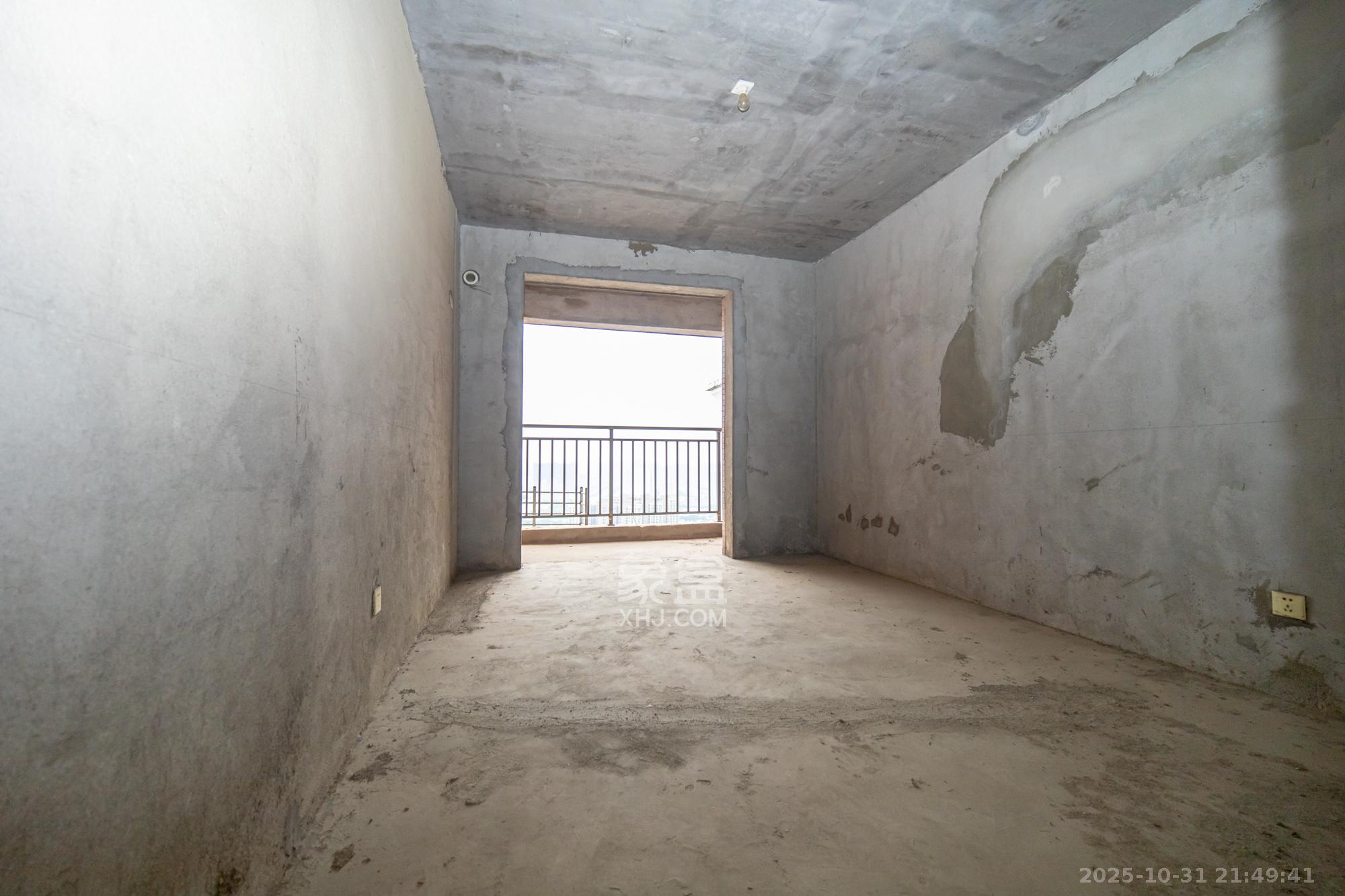 长永佳苑  3室2厅1卫    32.8万卧室