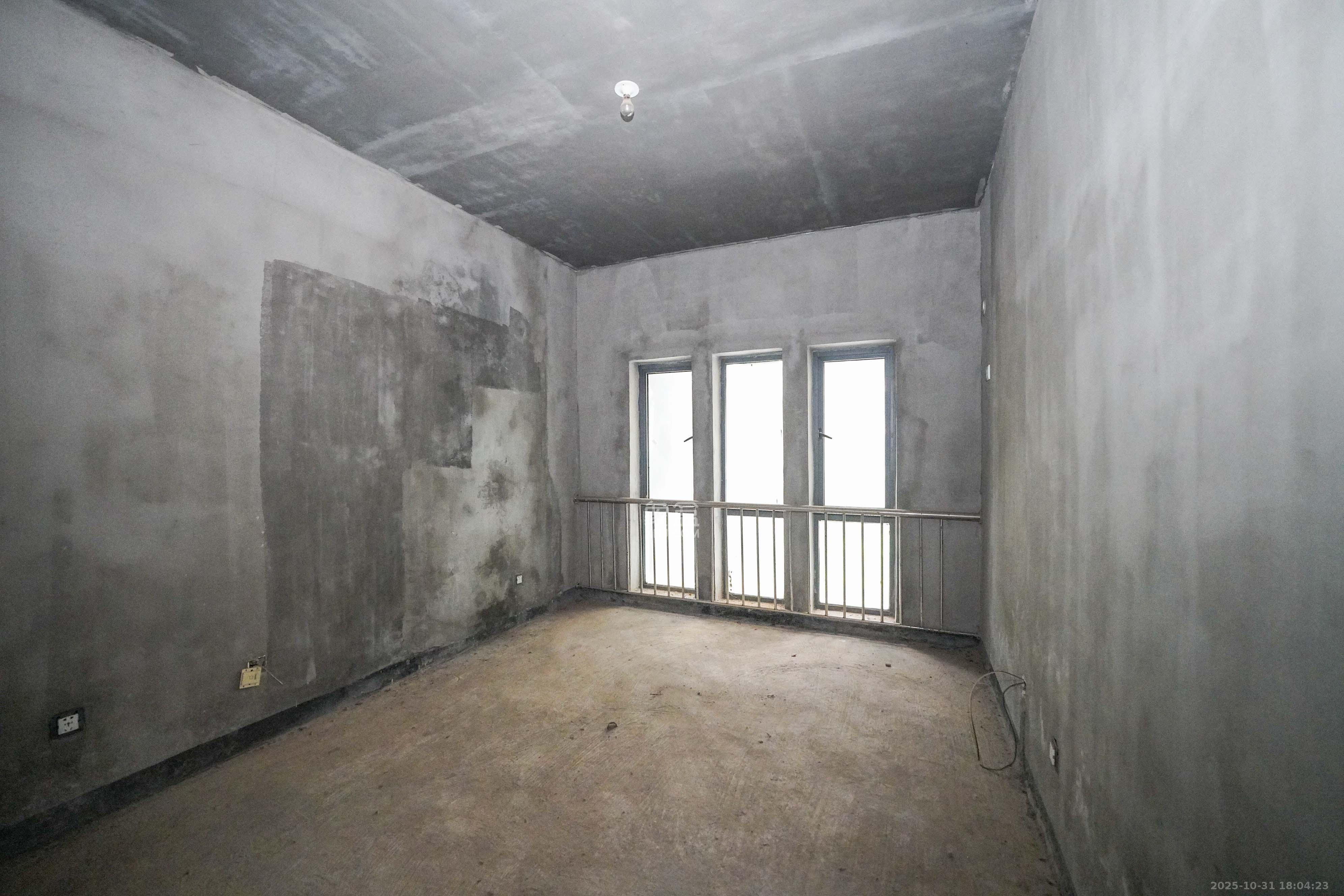 格兰小镇 4室2厅2卫 145.0万 格兰小镇 4室2厅2卫 145.0万卧室