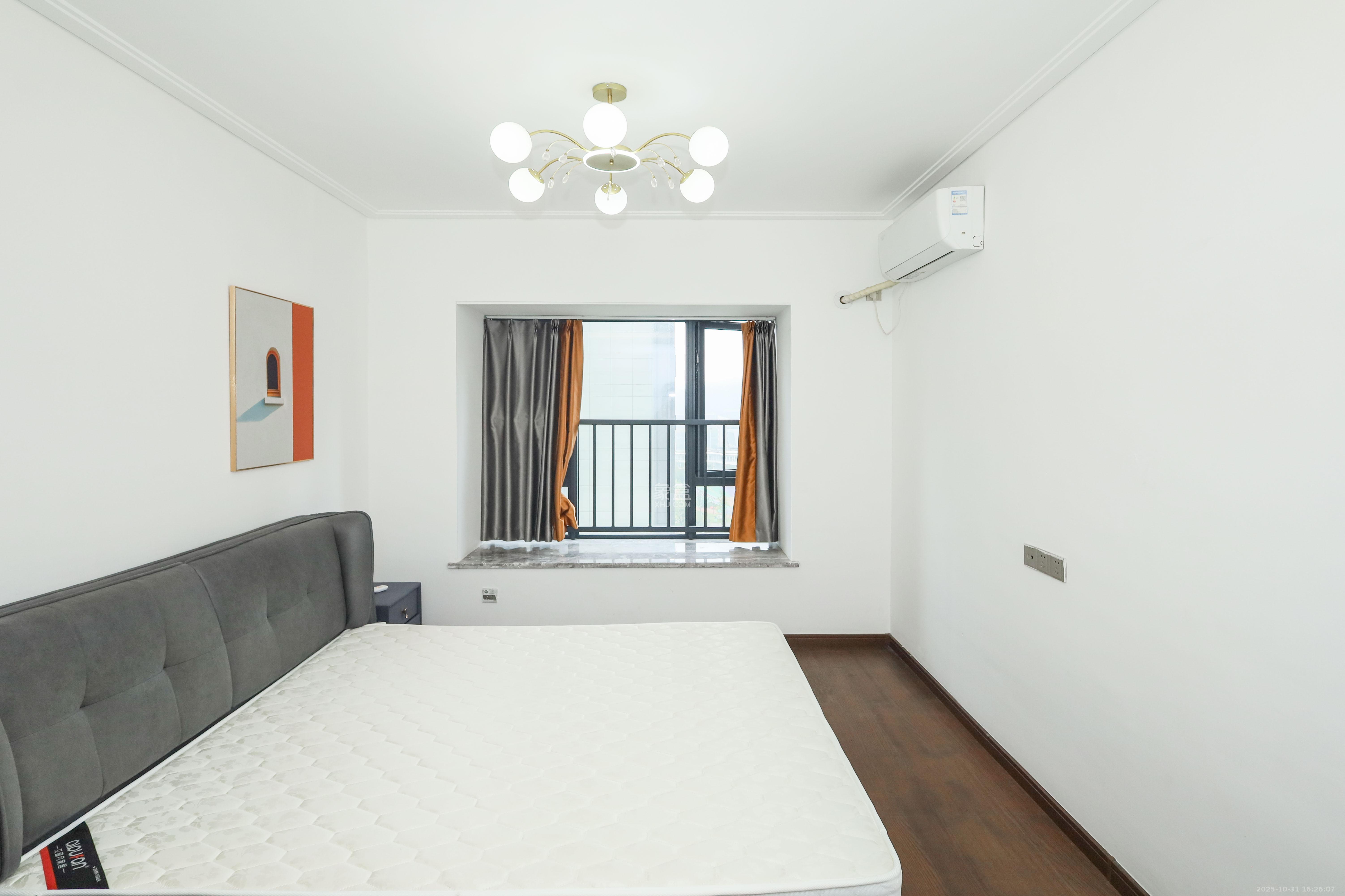 中国铁建湘语梅溪  3室2厅2卫    128.8万卧室