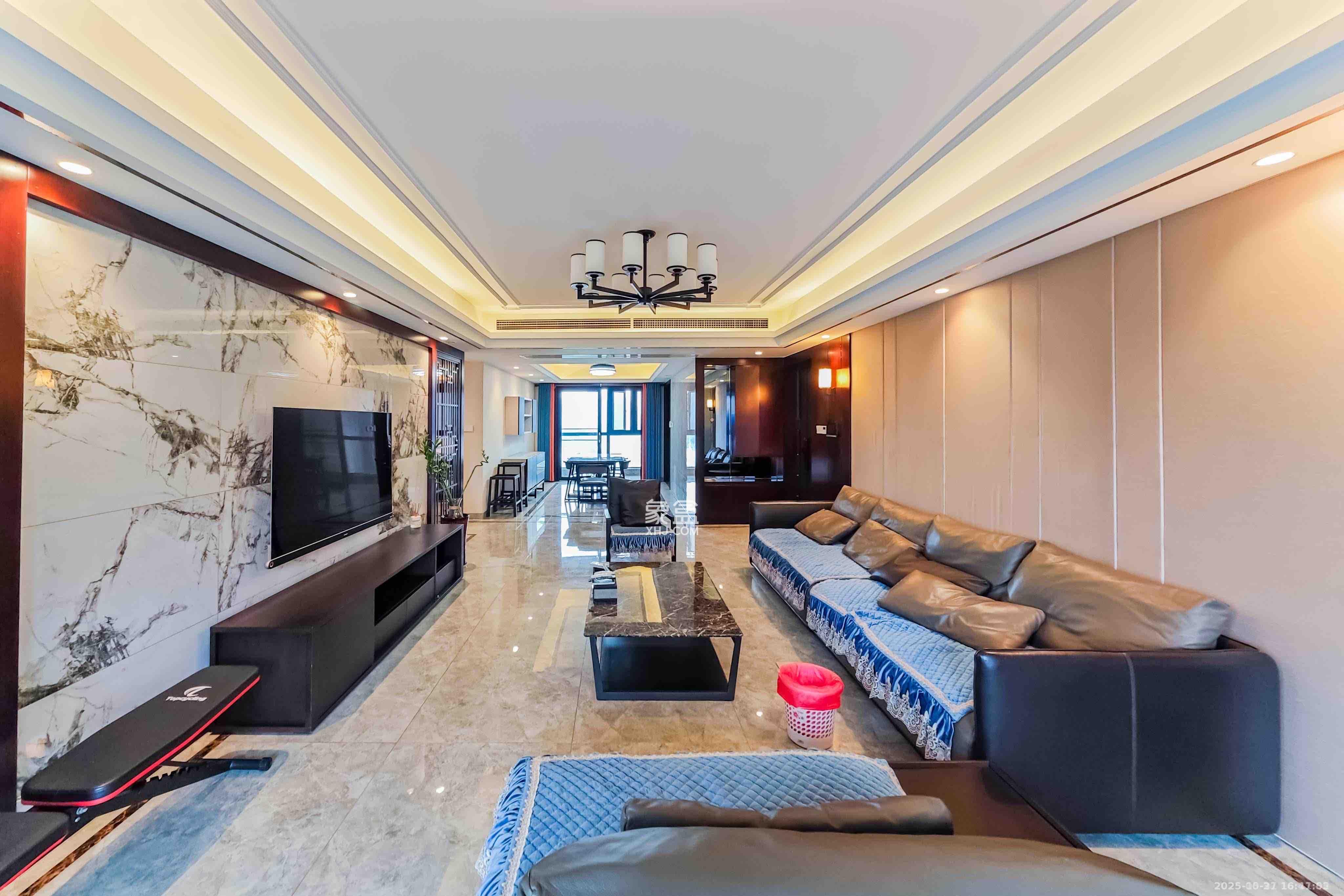 京武浪琴山一、二期  4室1厅2卫    10000.0元/月室内图