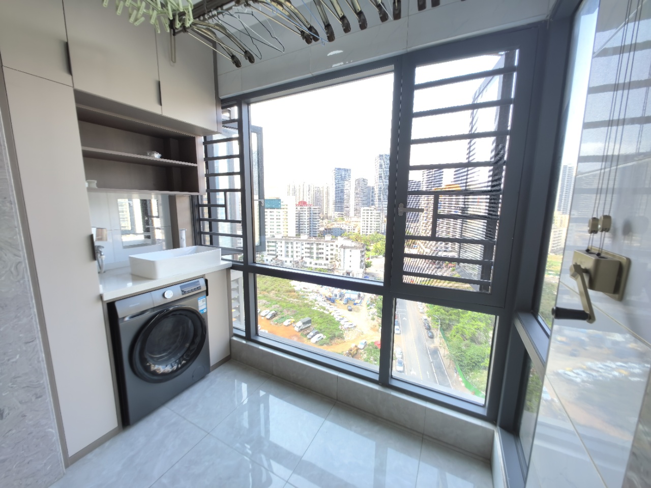 坡博家园一区  1室1厅1卫    125.0万 坡博家园一区  1室1厅1卫    125.0万室内图