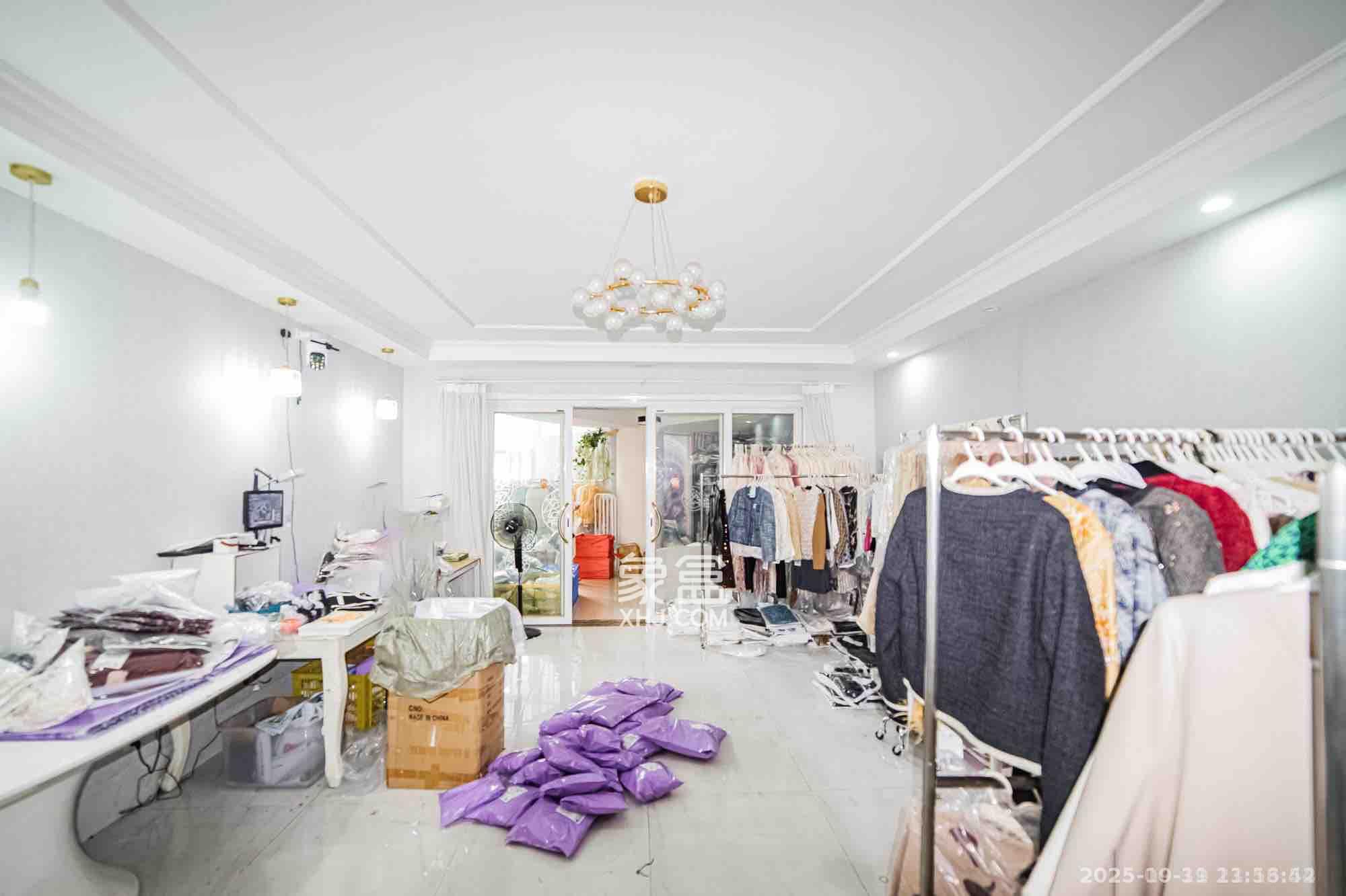 湘江世纪城富湾国际 4室2厅2卫 8000.0元/月 湘江世纪城富湾国际 4室2厅2卫 8000.0元/月室内图