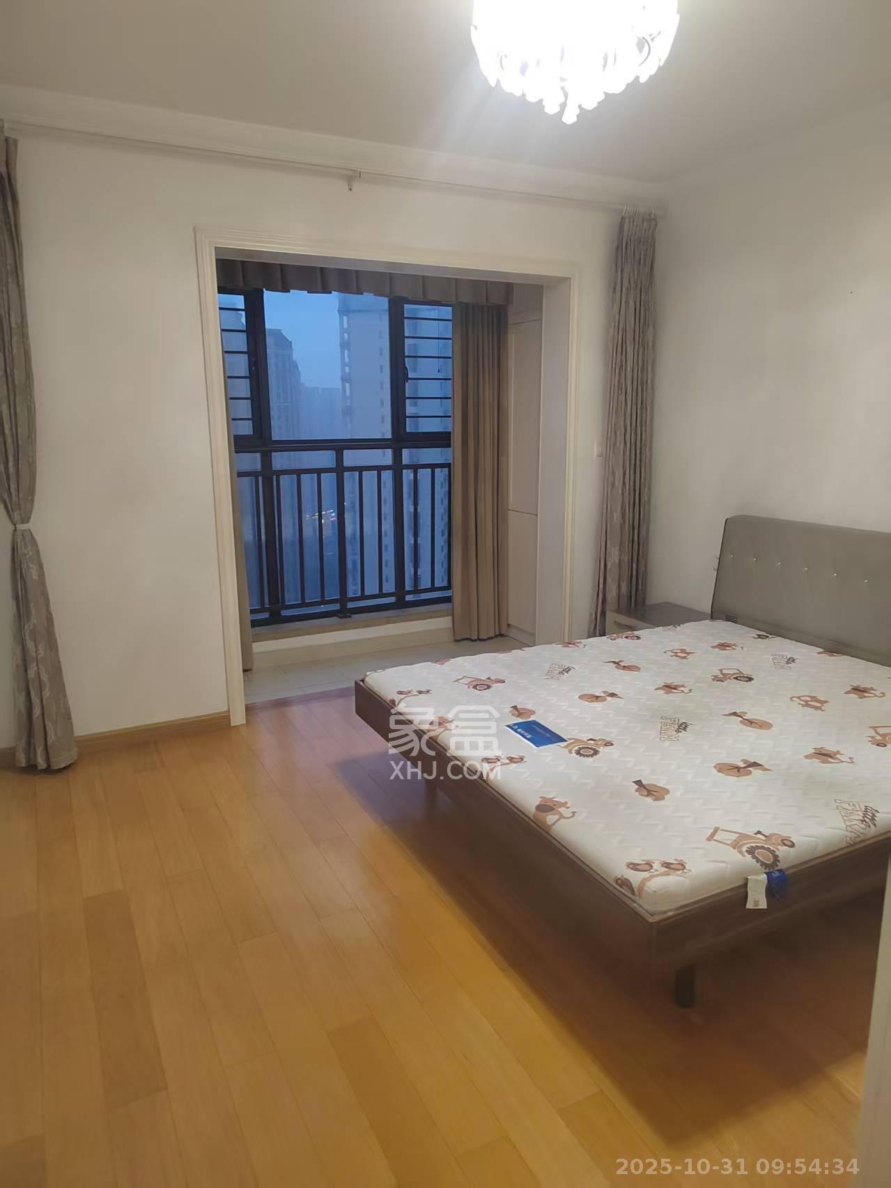 中海国际四期  4室2厅2卫    2800.0元/月 中海国际四期  4室2厅2卫    2800.0元/月室内图