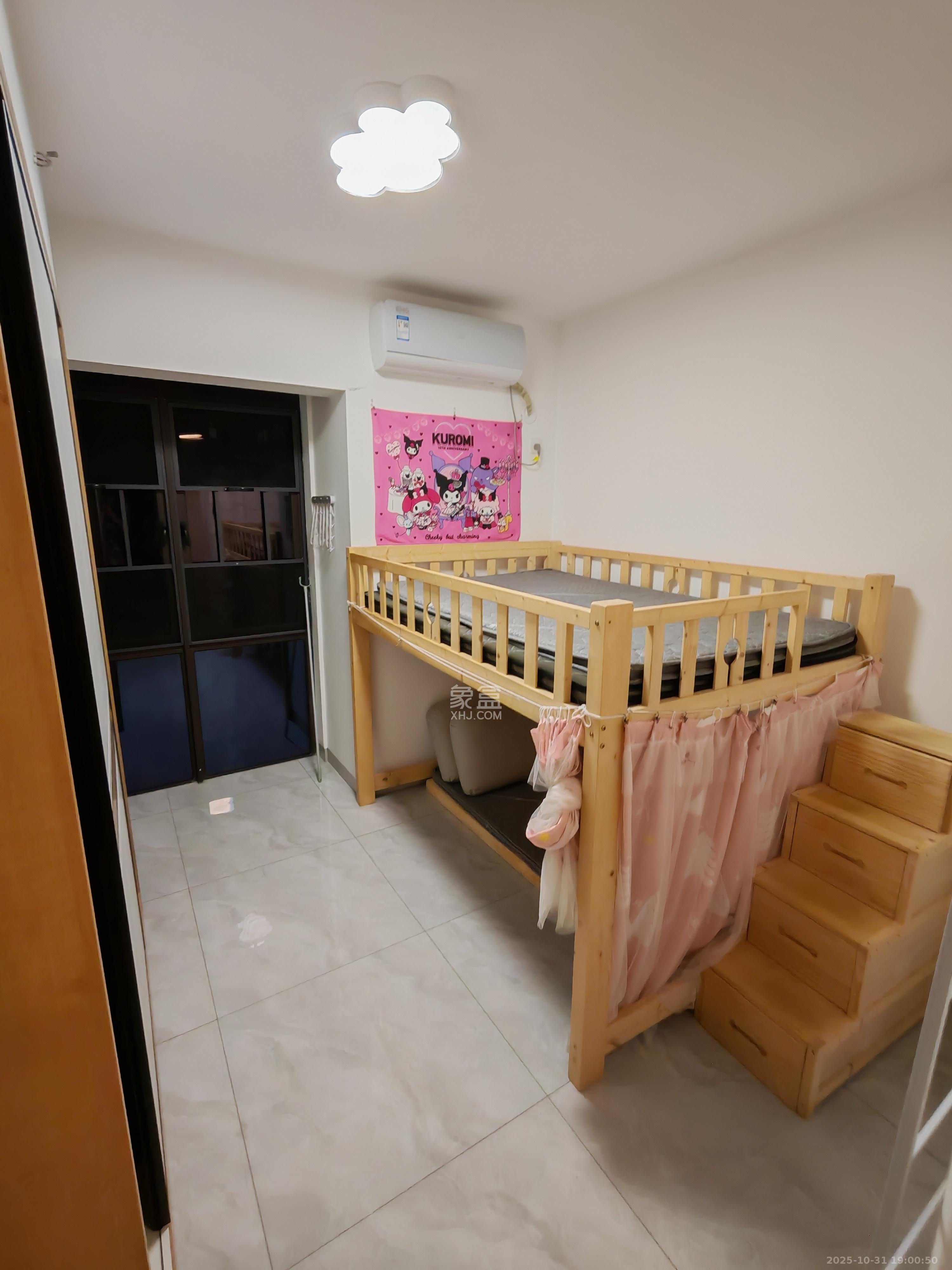 鑫远紫樾香山二期 1室0厅0卫 1500.0元/月 鑫远紫樾香山二期 1室0厅0卫 1500.0元/月室内图