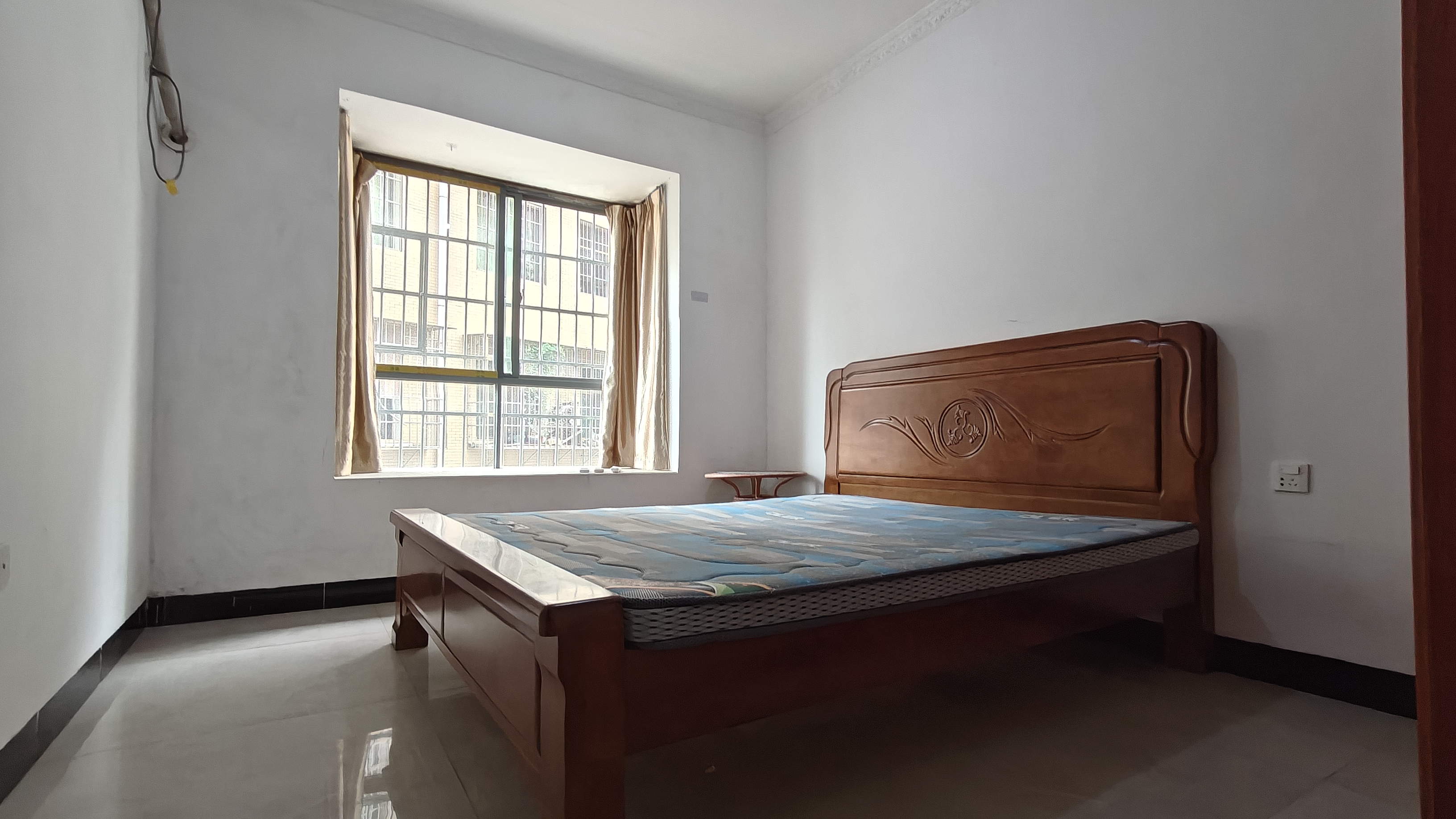 长湖小区  2室0厅0卫    1100.0元/月室内图