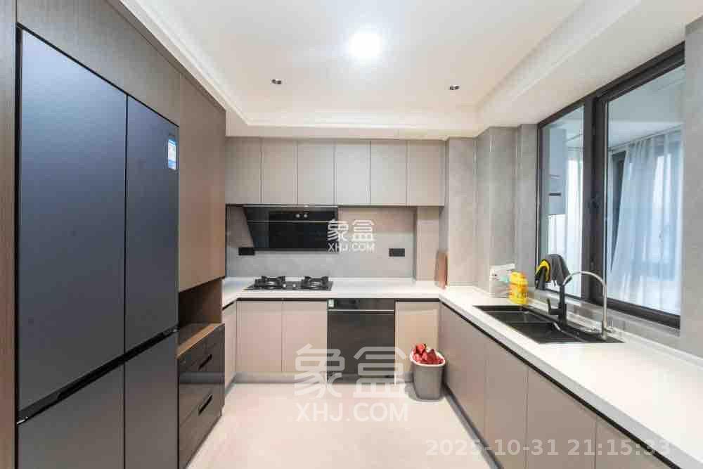 臻园  4室1厅1卫    4000.0元/月室内图