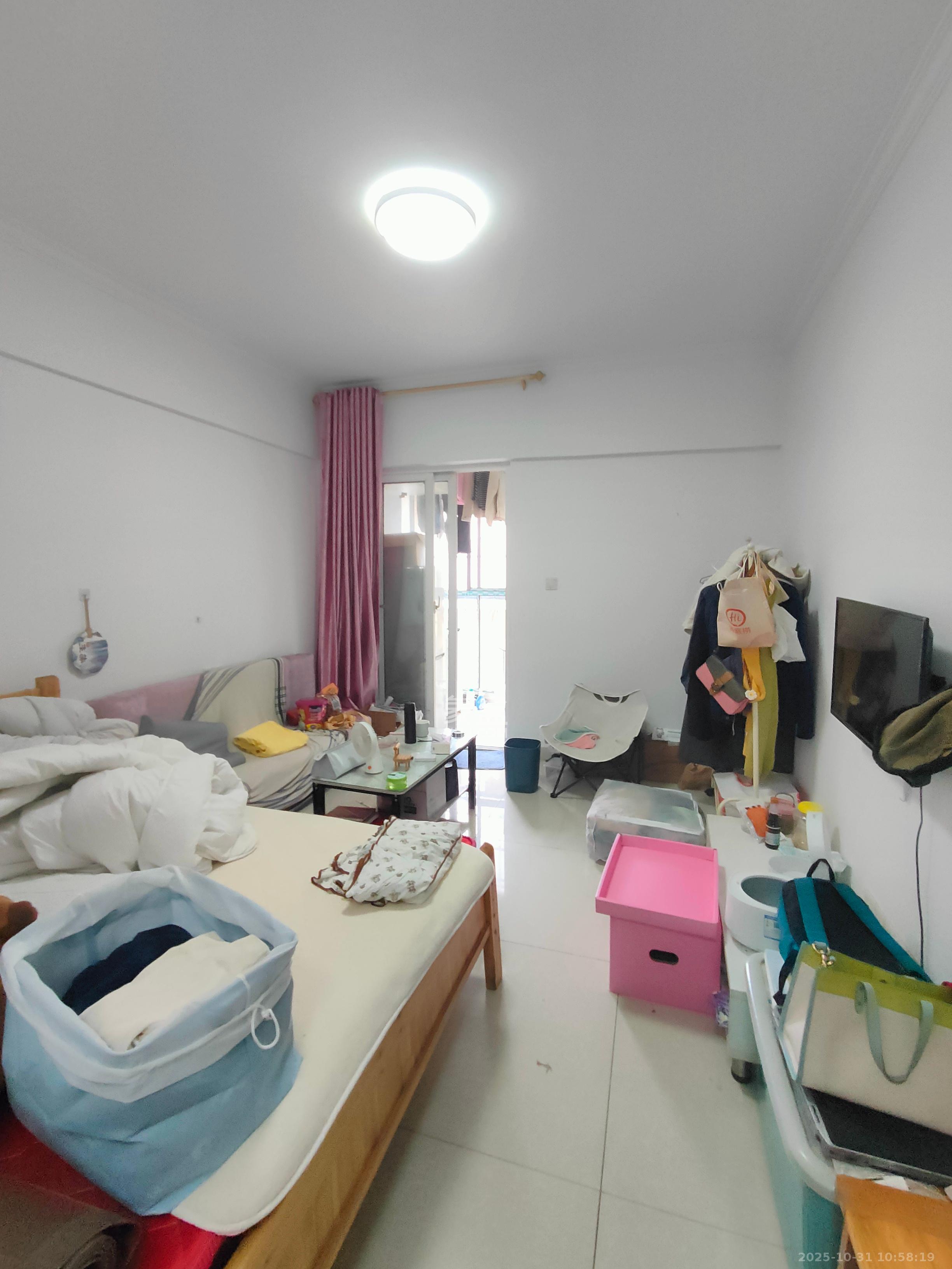 爵士湘 1室1厅1卫 800.0元/月 爵士湘 1室1厅1卫 800.0元/月室内图