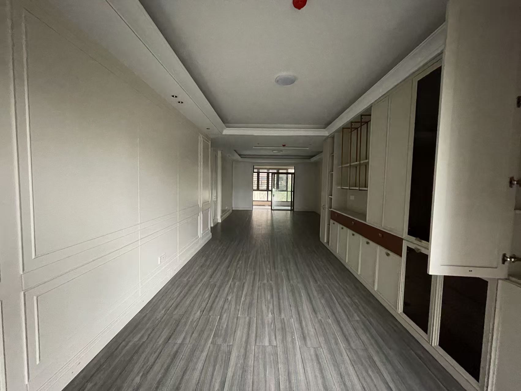 海航豪庭北苑  5室2厅3卫    9500.0元/月室内图