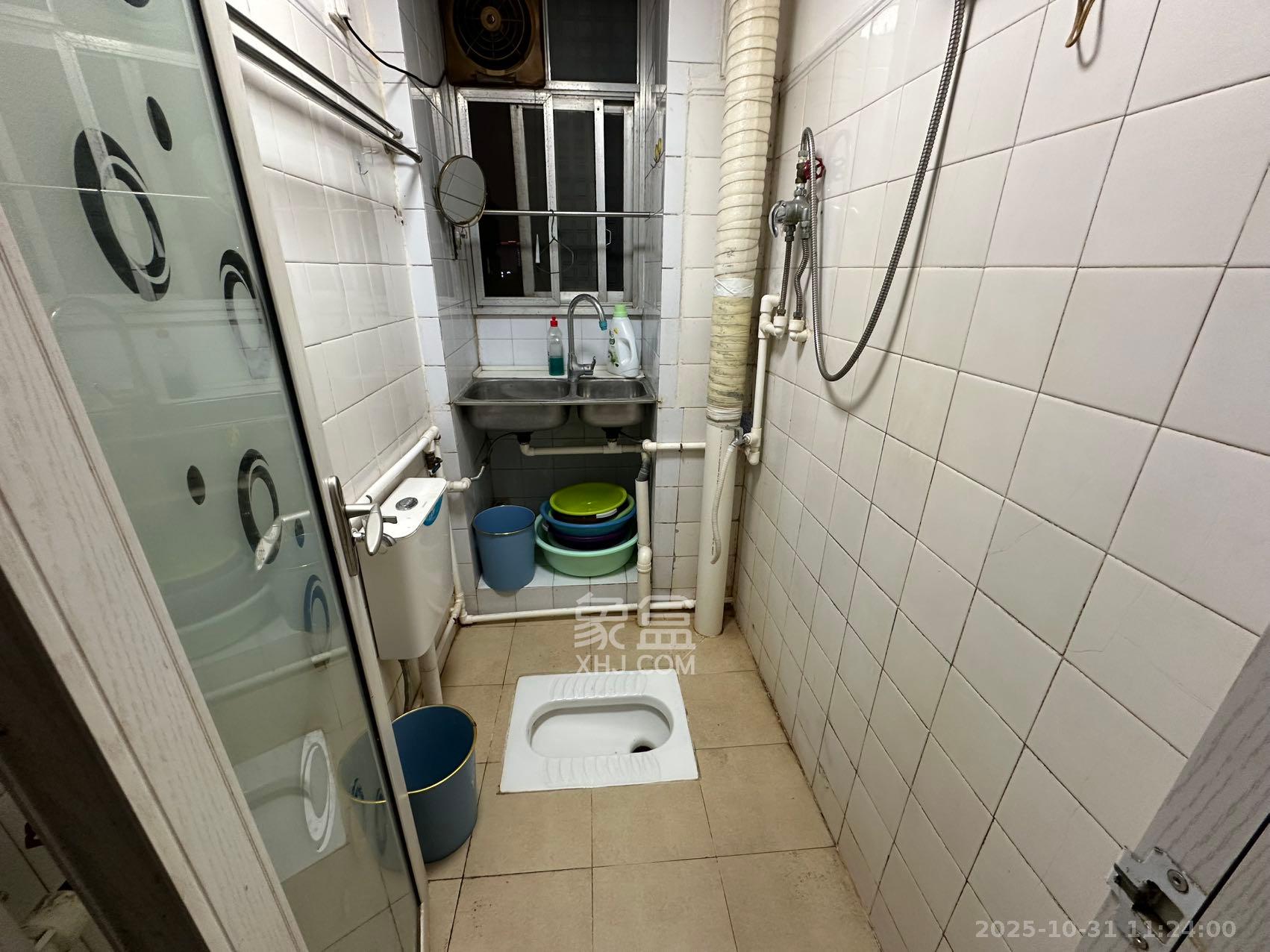 湘雅医院职工宿舍南院  2室1厅1卫    1900.0元/月 湘雅医院职工宿舍南院  2室1厅1卫    1900.0元/月室内图