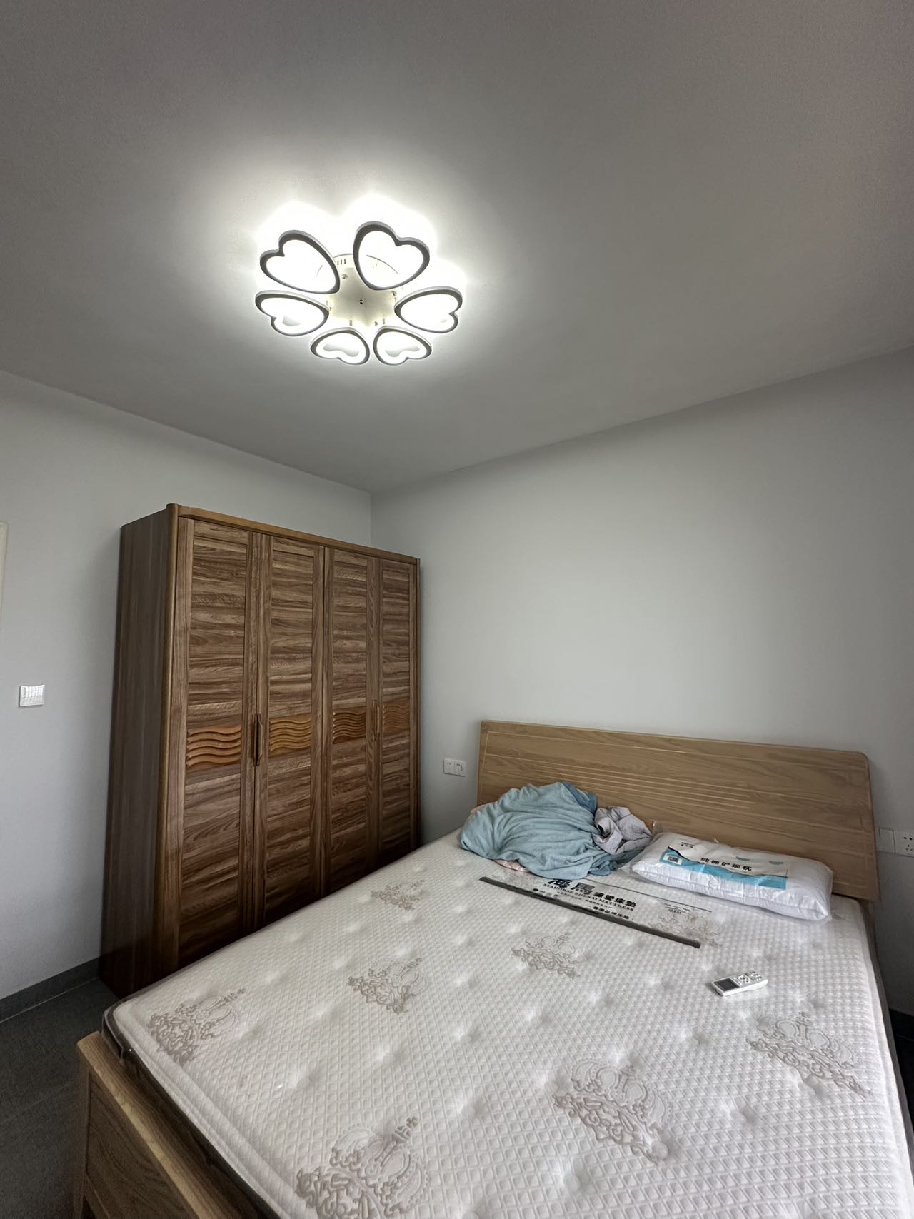 南海佳园  2室1厅1卫    138.8万室内图