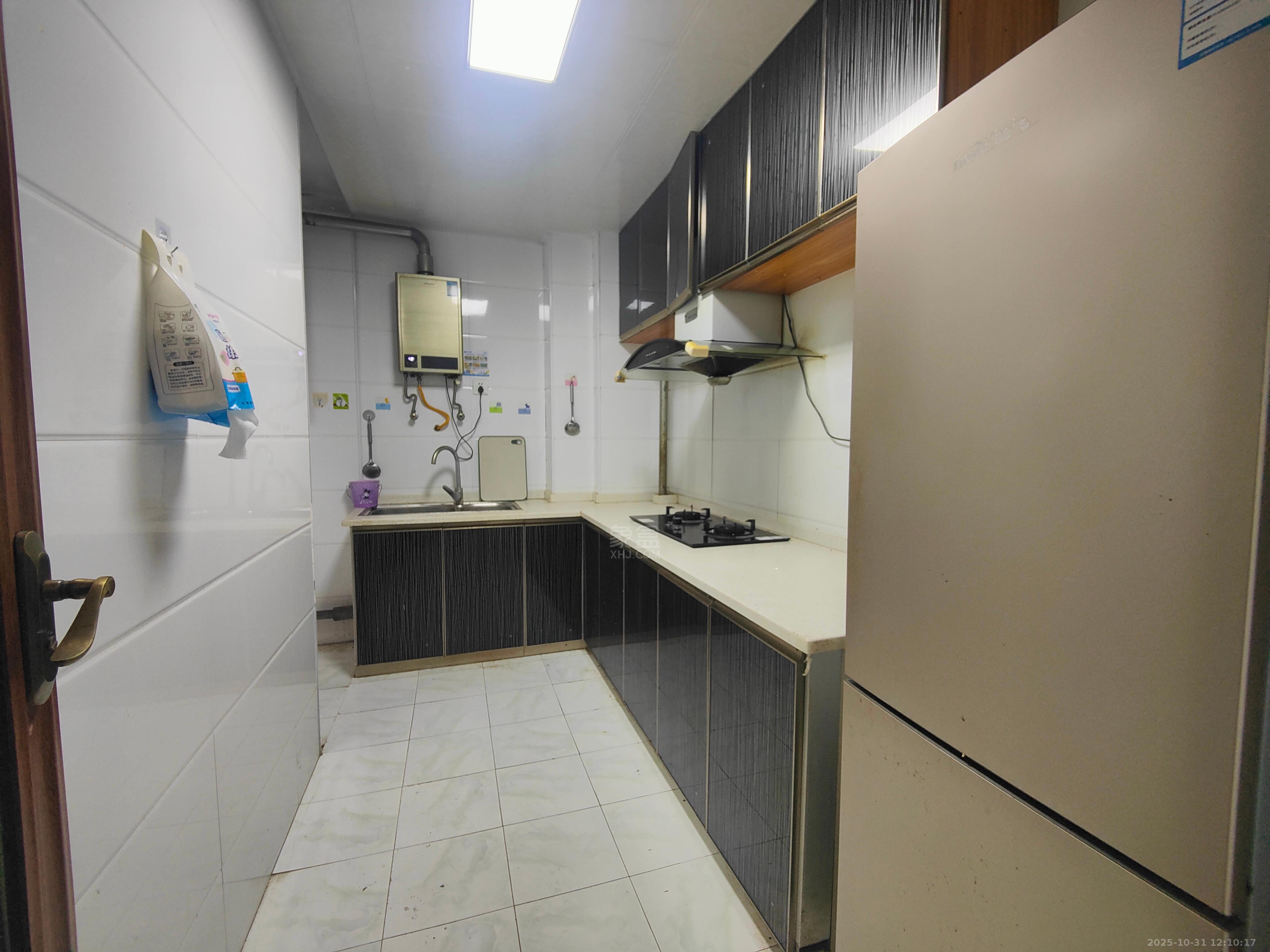 尚格名城香榭丽舍 2室2厅1卫 1400.0元/月 尚格名城香榭丽舍 2室2厅1卫 1400.0元/月室内图