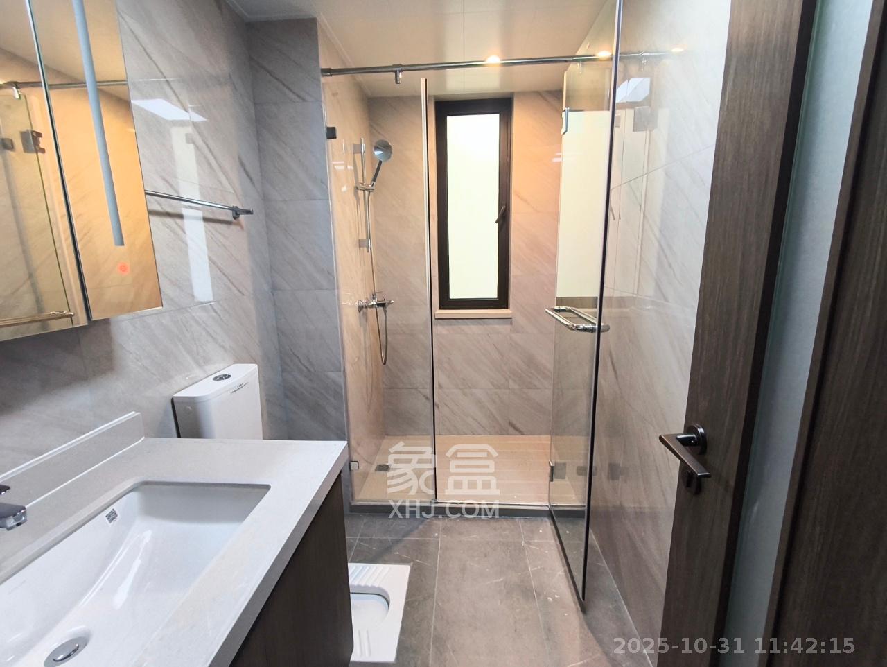 龙湖春江天玺  3室2厅2卫    4500.0元/月室内图