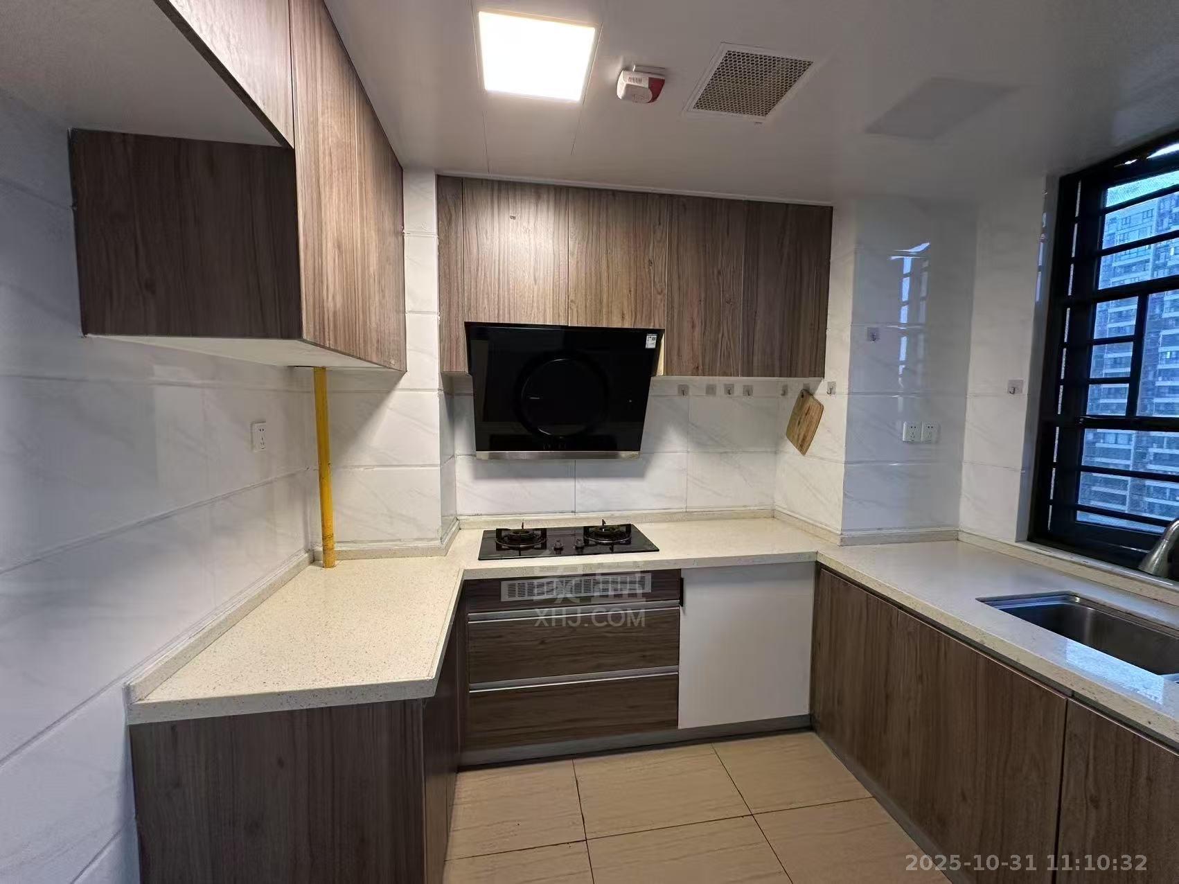 经世龙城  3室2厅2卫    1700.0元/月室内图