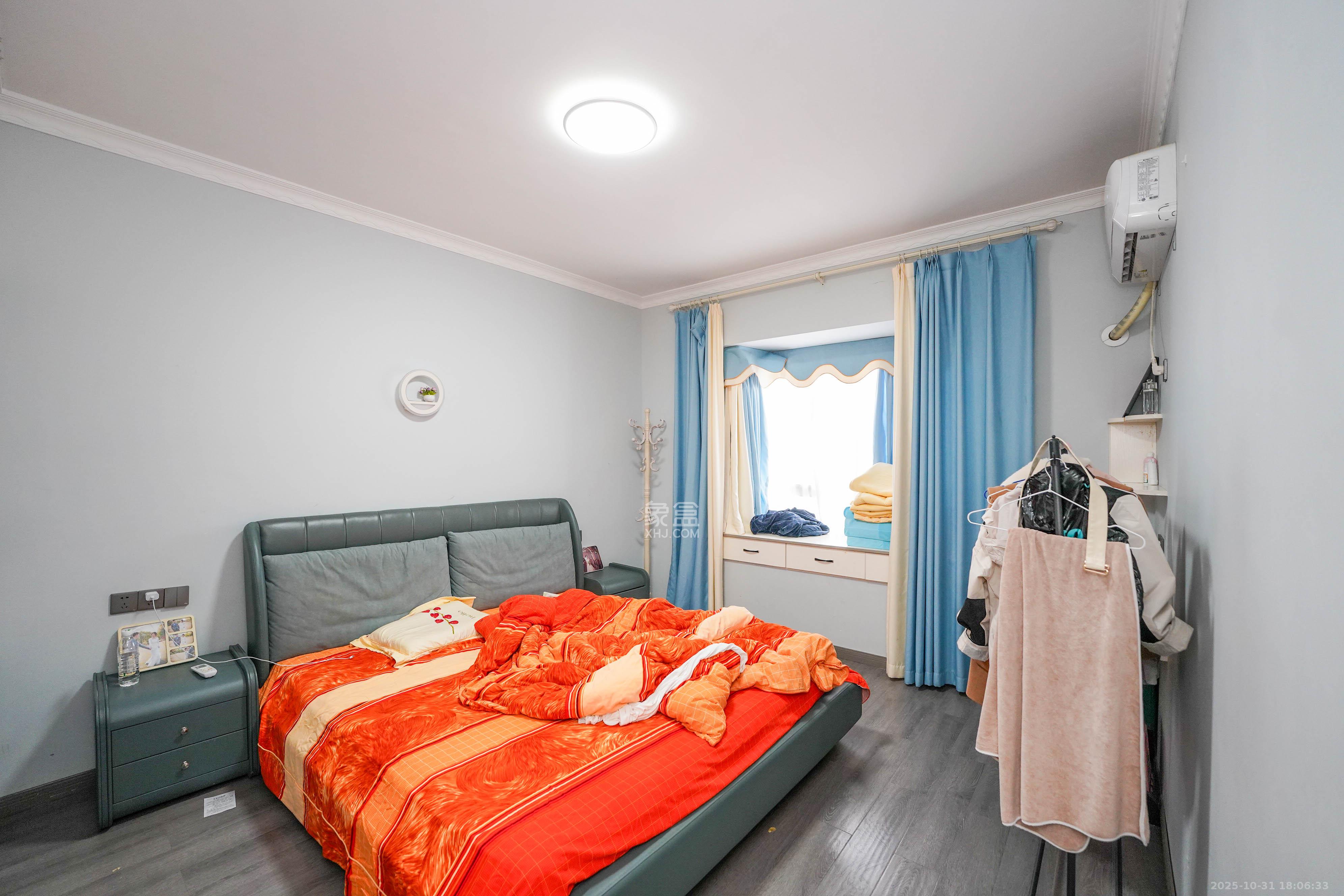 理工大学职工单位房青年汇 2室2厅1卫 65.0万 理工大学职工单位房青年汇 2室2厅1卫 65.0万卧室