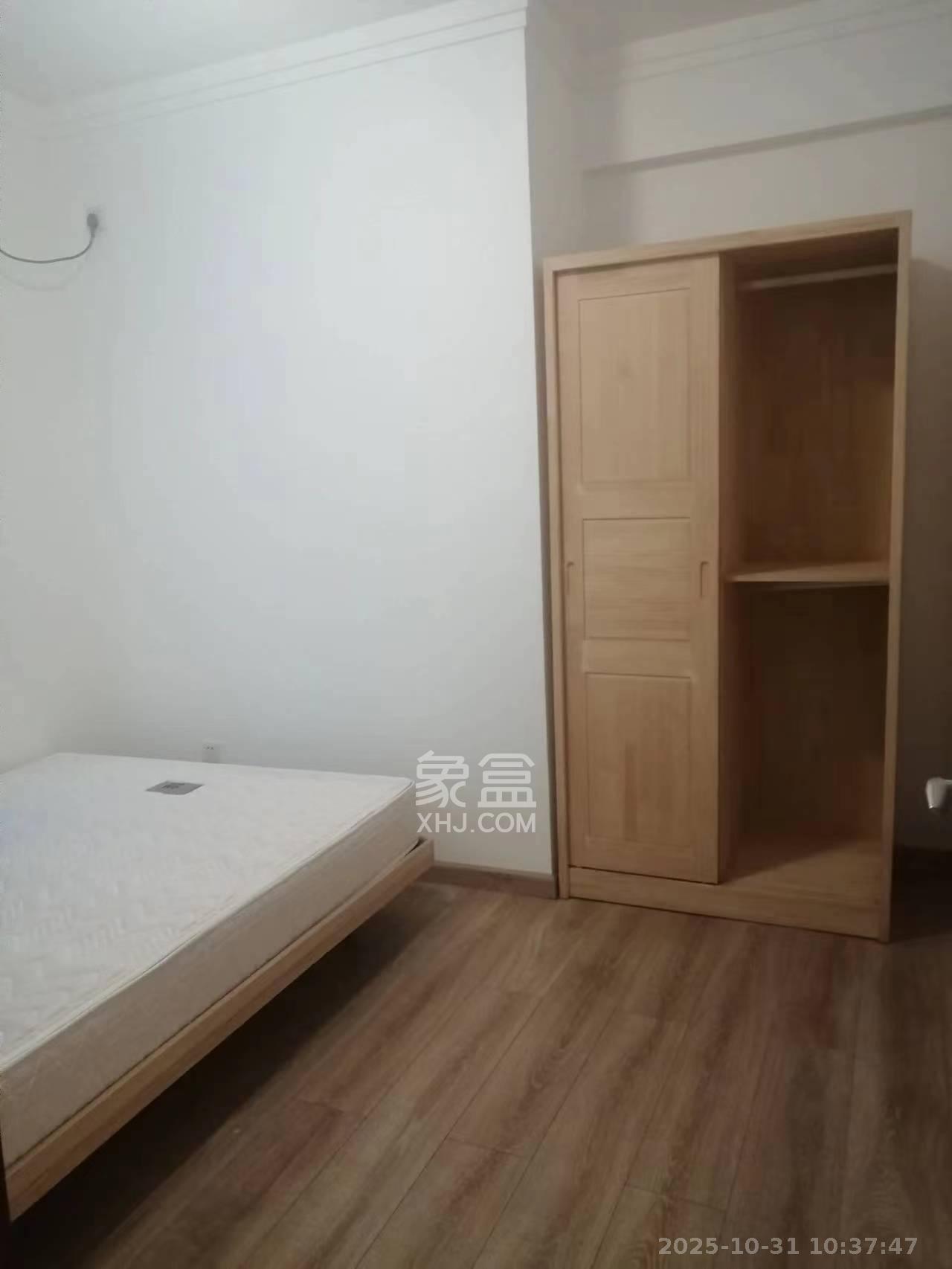 汇金城/嘉华城(二期、三期)  3室2厅2卫    2500.0元/月 汇金城/嘉华城(二期、三期)  3室2厅2卫    2500.0元/月室内图