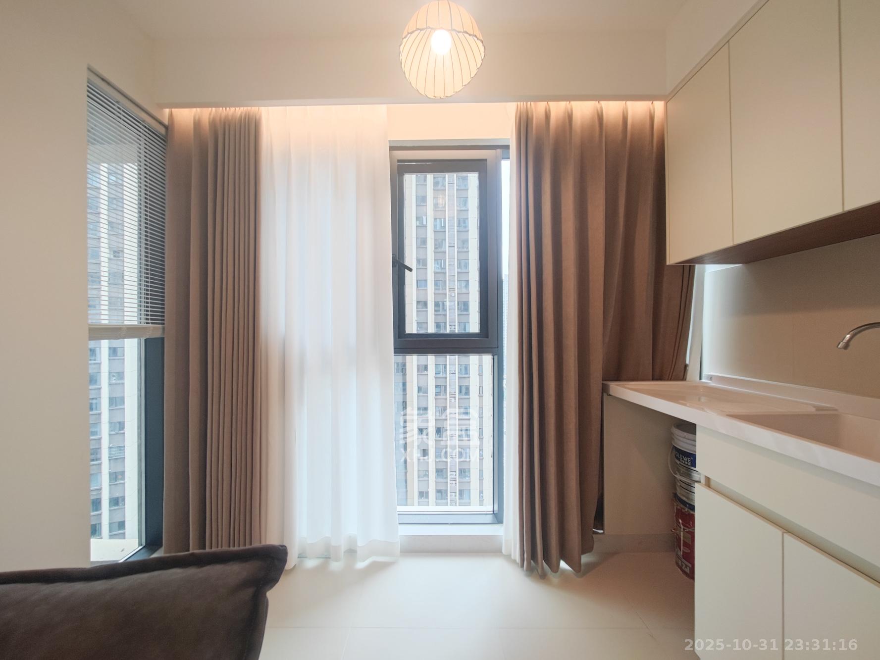 合能枫丹丽舍(柏悦名苑) 1室0厅0卫 119.0万 合能枫丹丽舍(柏悦名苑) 1室0厅0卫 119.0万阳台