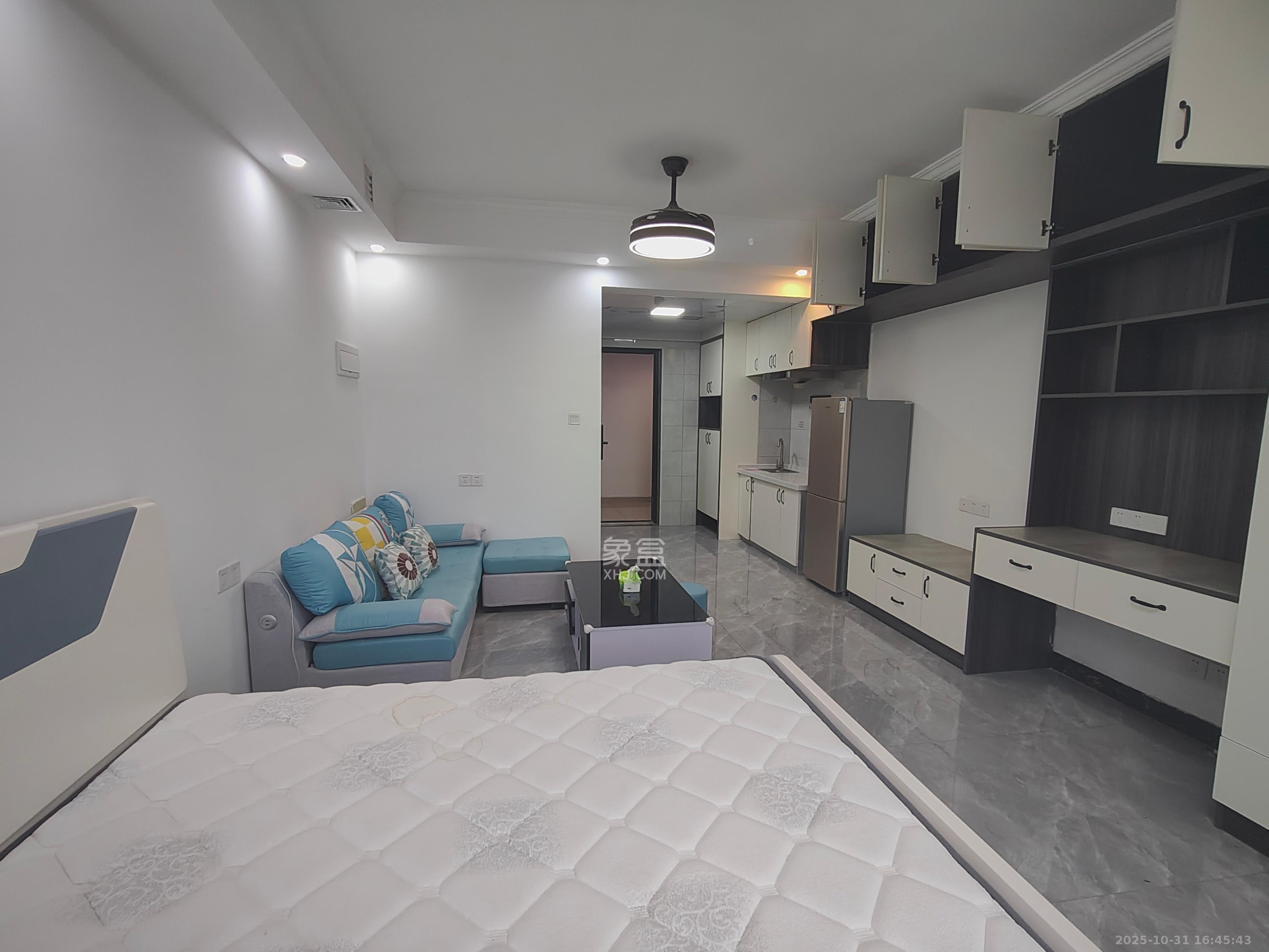 金科时代中心 1室0厅0卫 1500.0元/月 金科时代中心 1室0厅0卫 1500.0元/月室内图