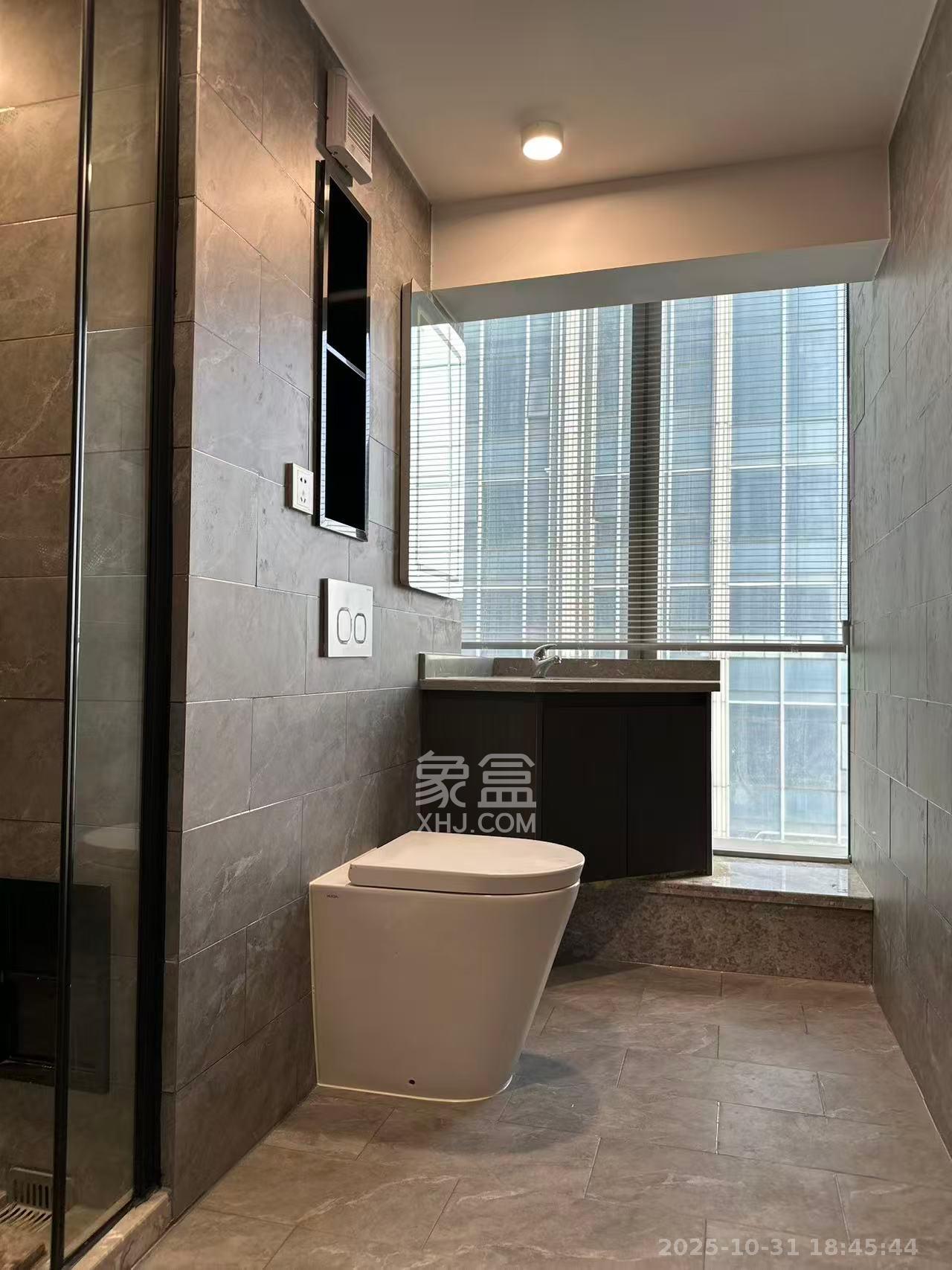 敬天广场 1室1厅1卫 4000.0元/月 敬天广场 1室1厅1卫 4000.0元/月室内图