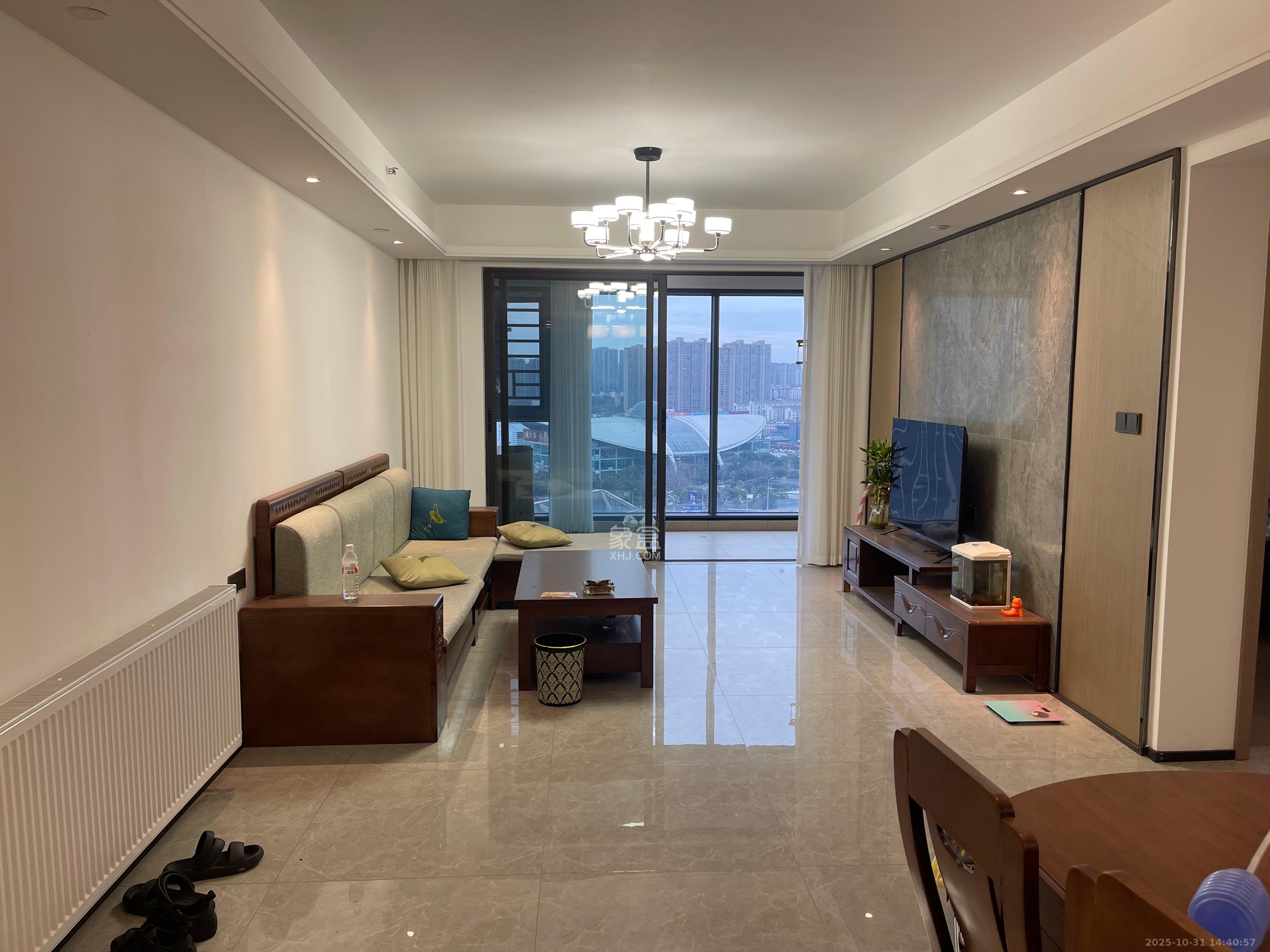 长房星城天地  3室2厅2卫    4500.0元/月室内图