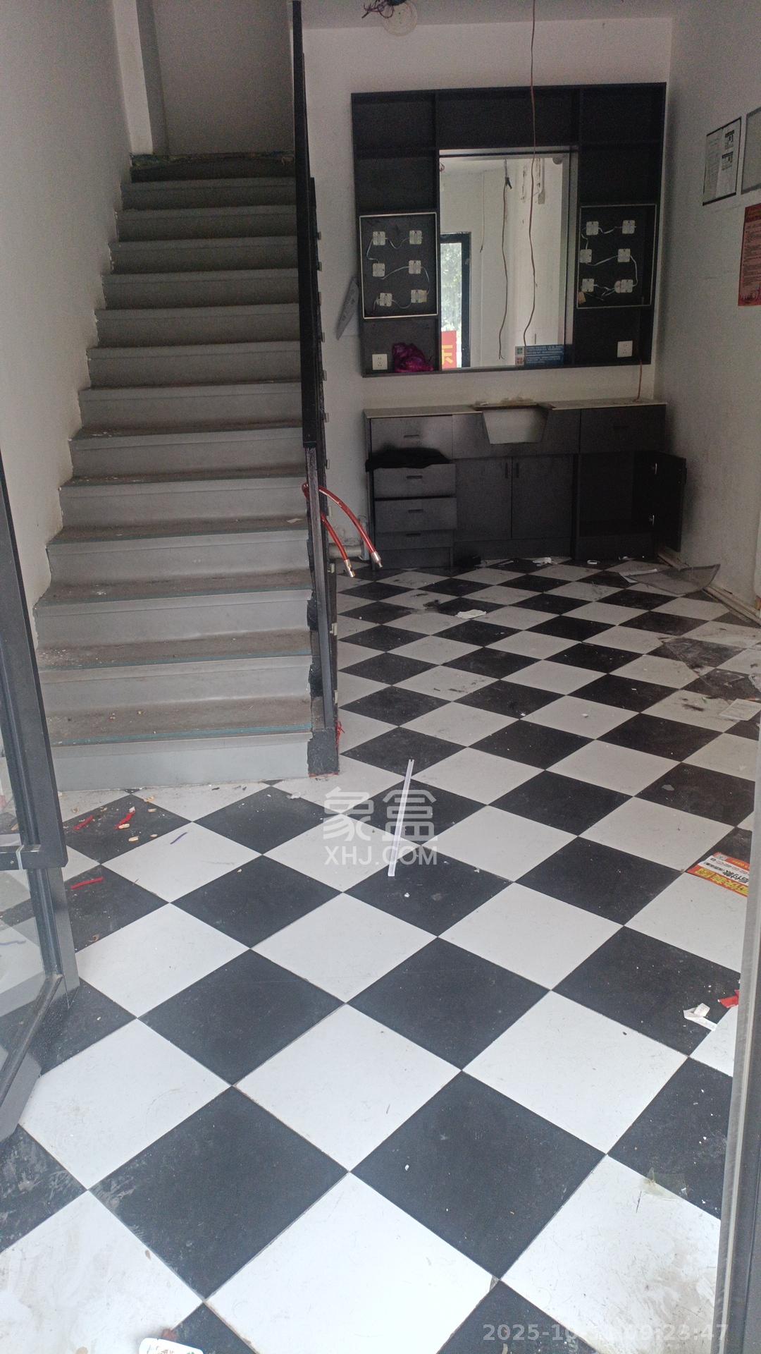 五矿万境水岸二期（五矿万境水岸和苑）   140.0㎡      5500.0元/月