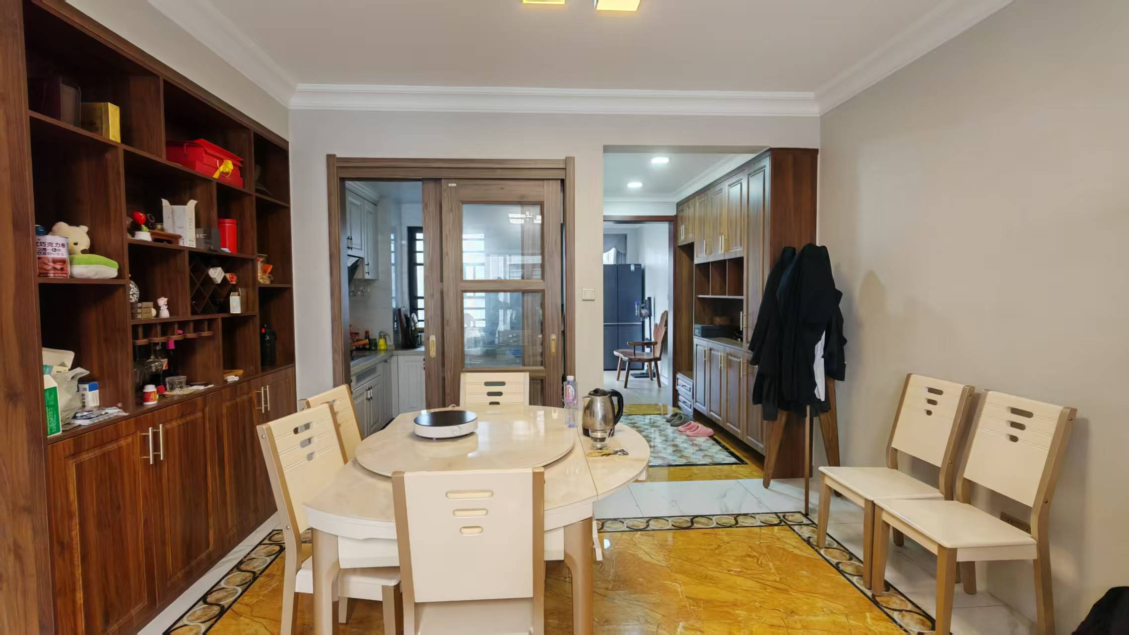 碧桂园梓山府  4室2厅2卫    98.0万室内图