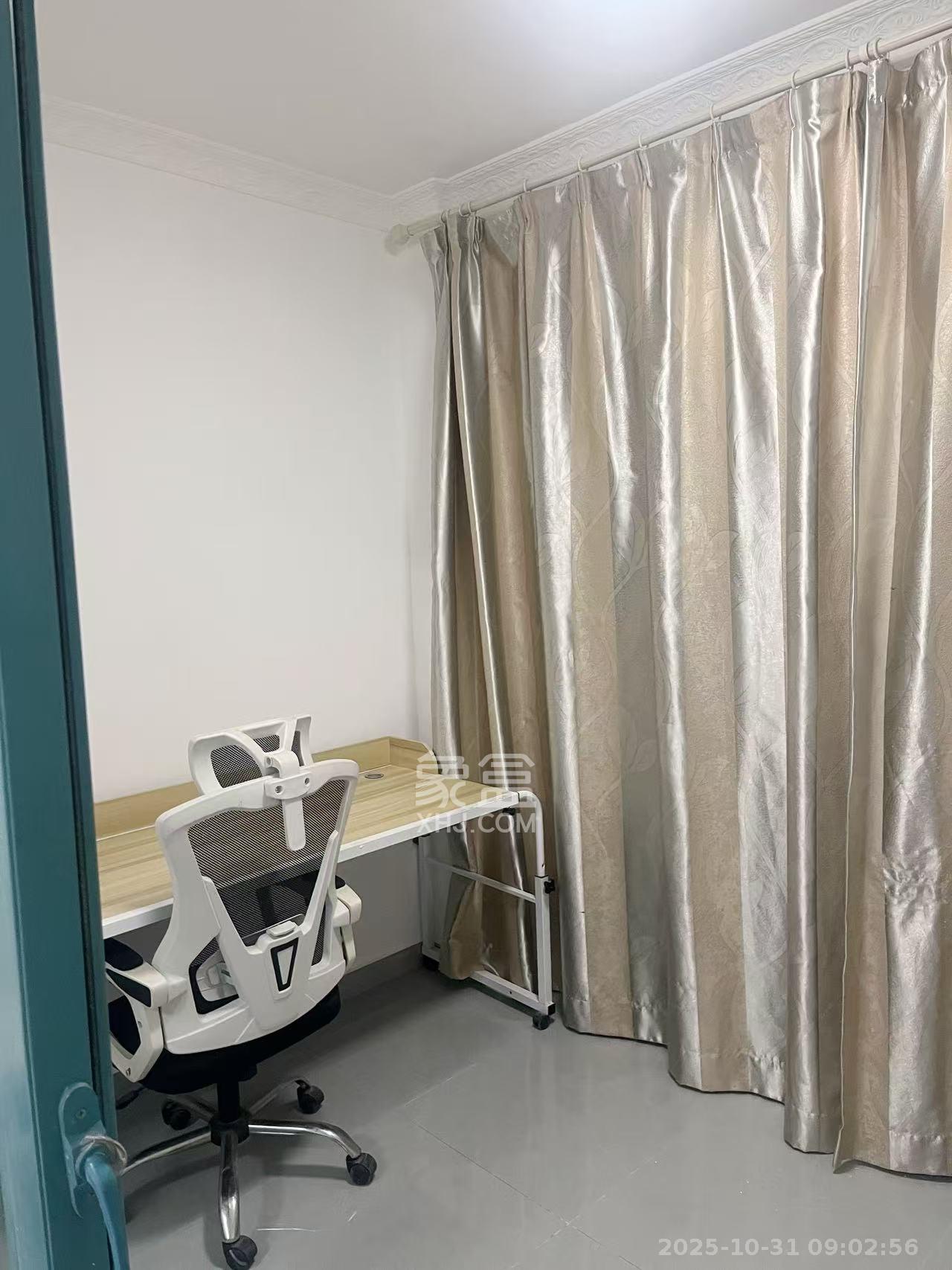 蝴蝶谷 1室2厅1卫 1800.0元/月 蝴蝶谷 1室2厅1卫 1800.0元/月室内图