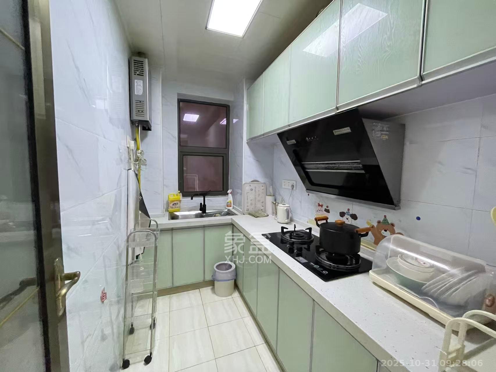 润屋美院  3室2厅1卫    2600.0元/月室内图