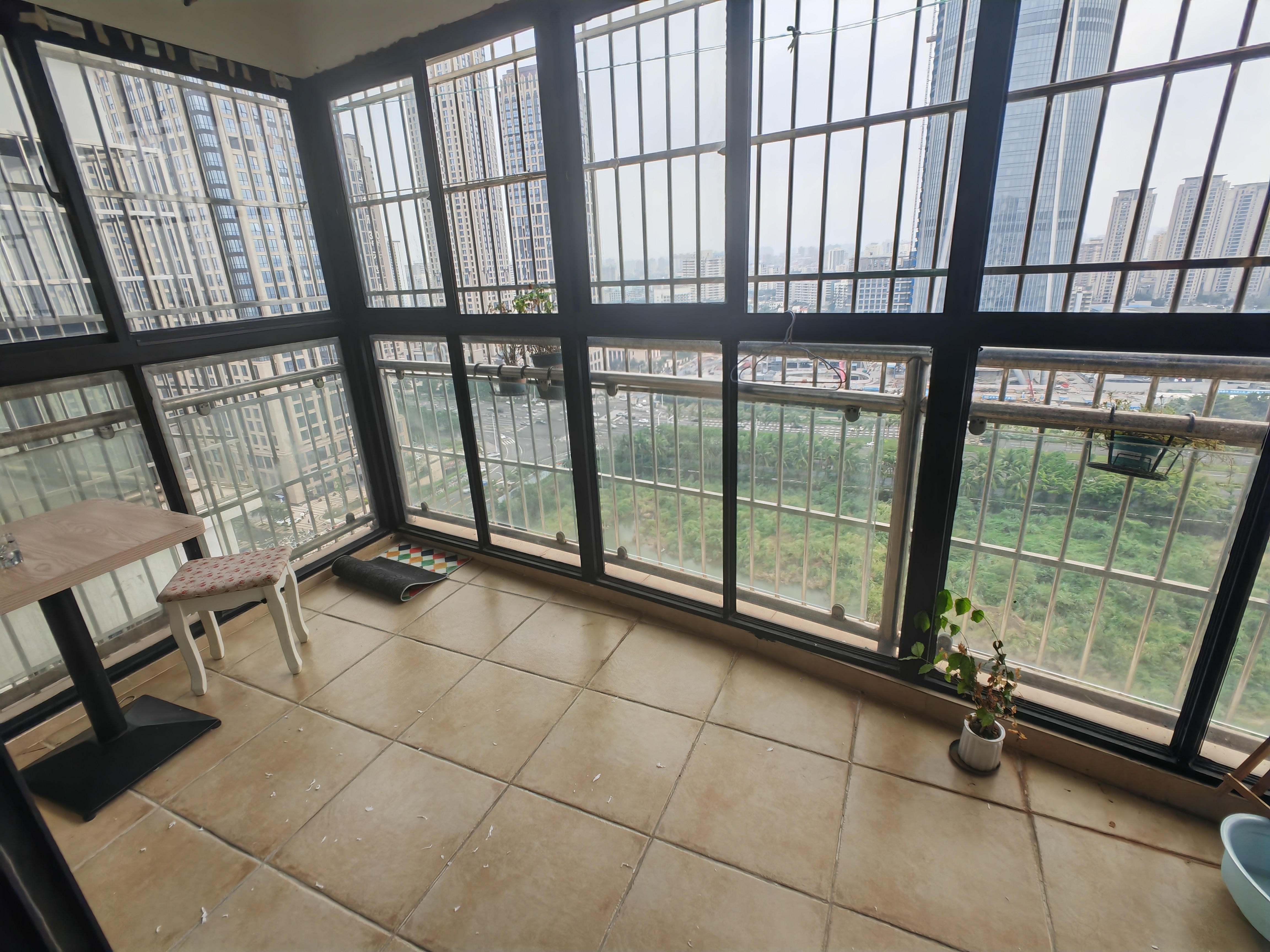 国兴城（C区）  2室2厅1卫    2600.0元/月室内图