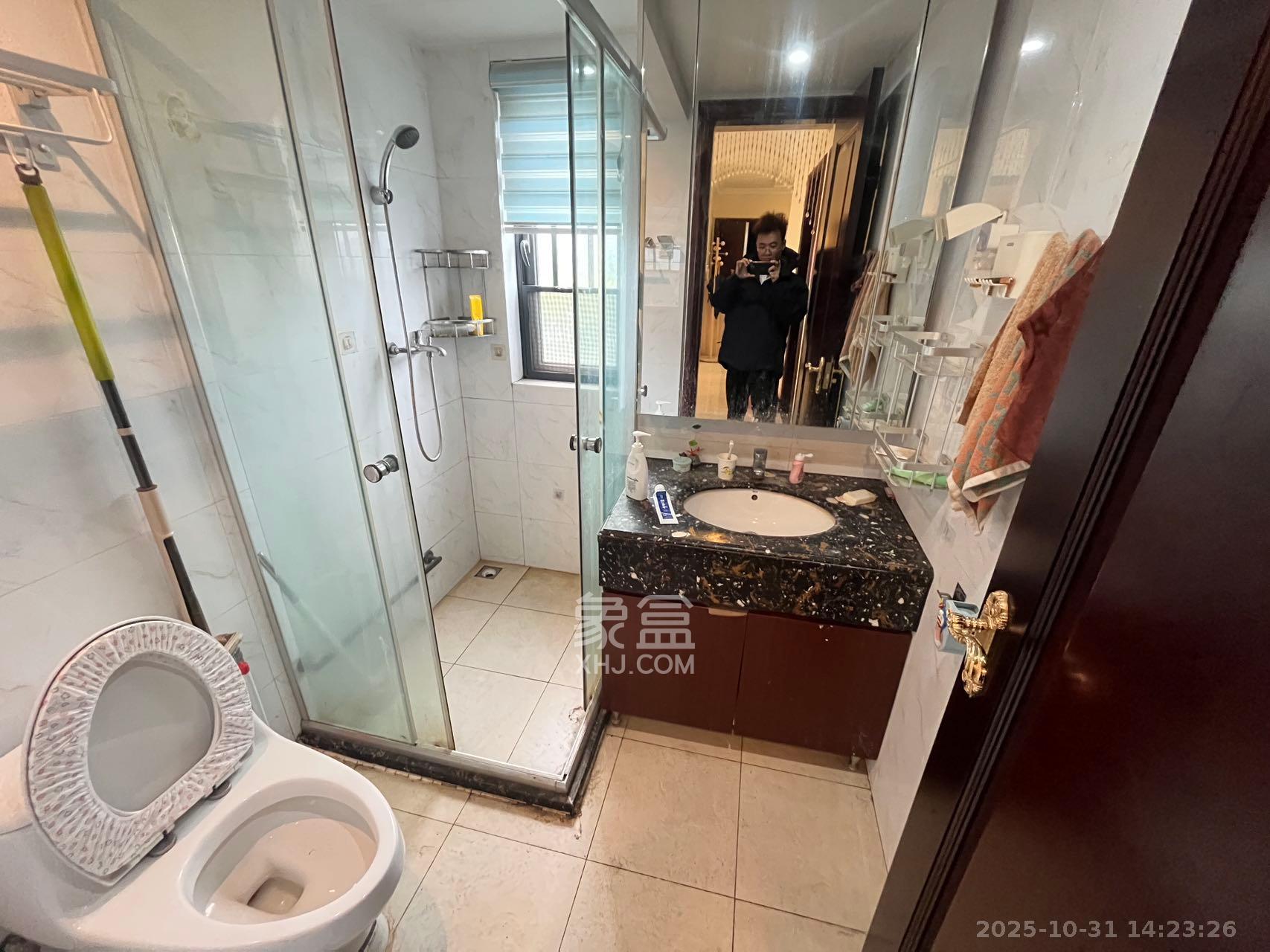 恒大国际广场  3室2厅1卫    2700.0元/月室内图