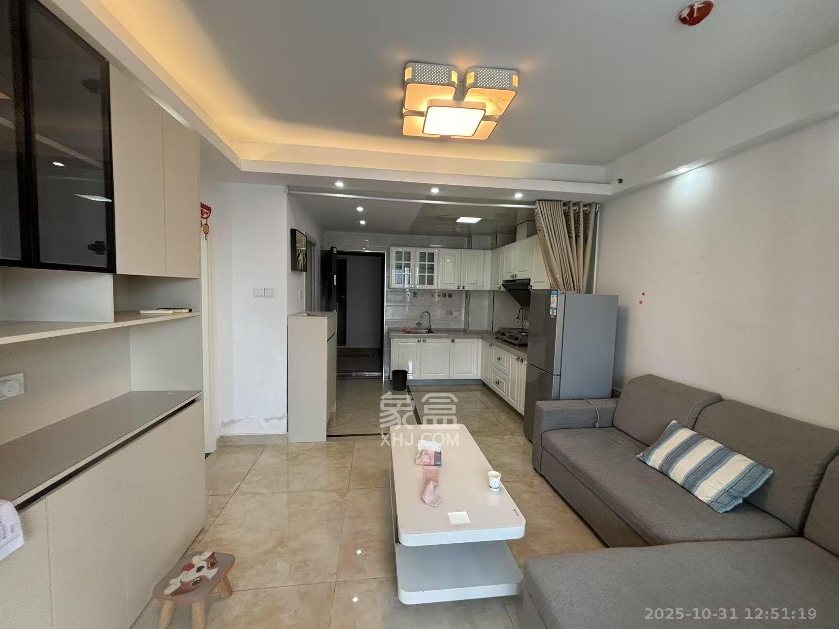 融科东南海 1室1厅1卫 2000.0元/月 融科东南海 1室1厅1卫 2000.0元/月室内图