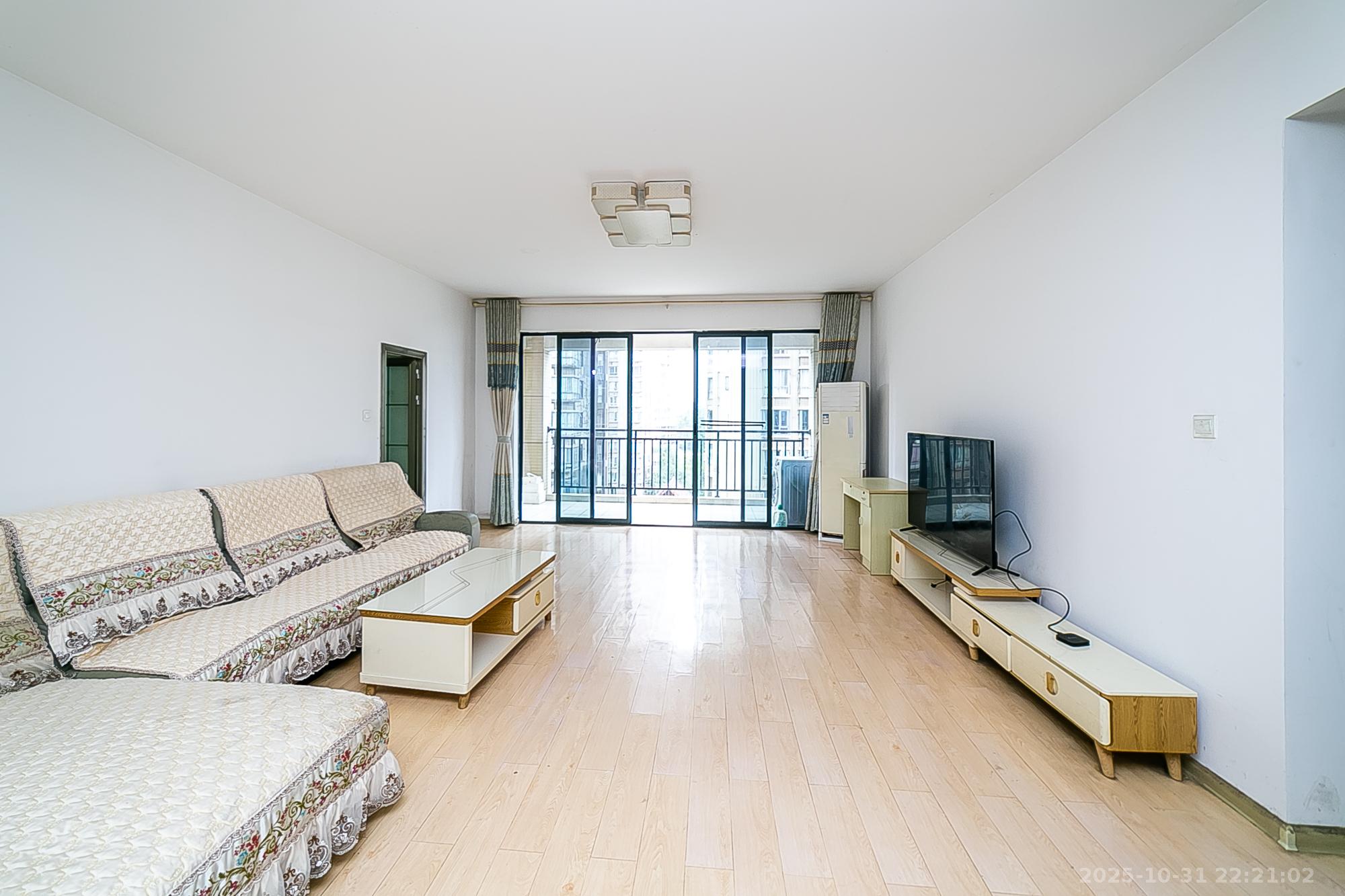 金域南外滩(望江佳园)  1室2厅3卫    266.0万 金域南外滩(望江佳园)  1室2厅3卫    266.0万