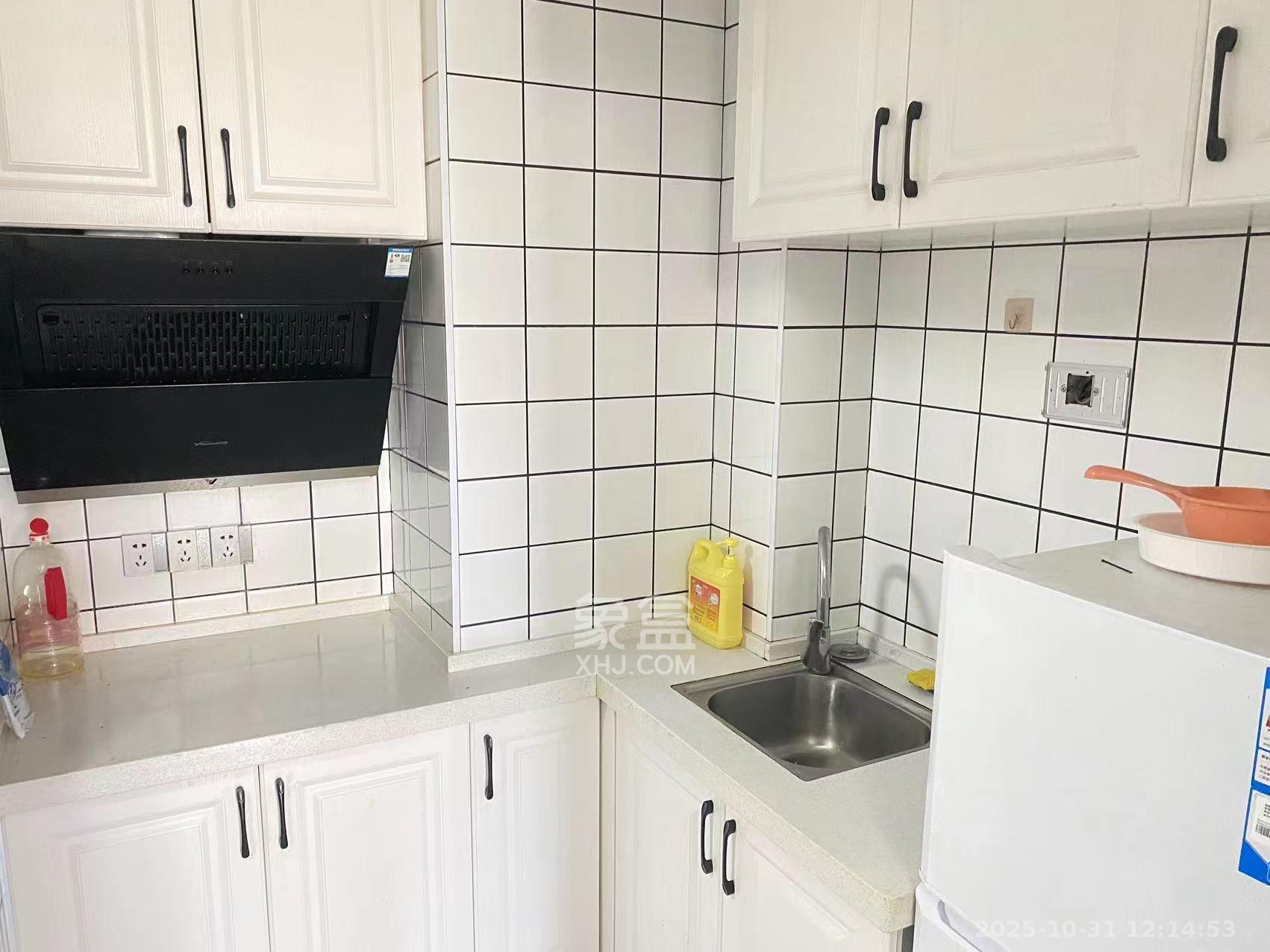 中建悦和城  1室1厅1卫    1200.0元/月室内图