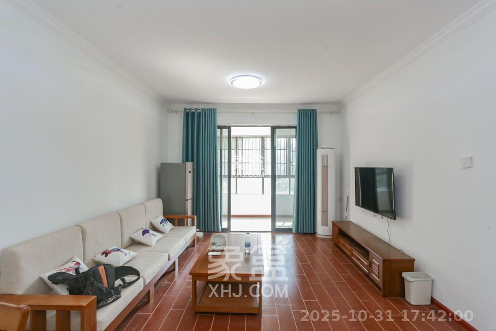 长房时代城  3室2厅1卫    2400.0元/月