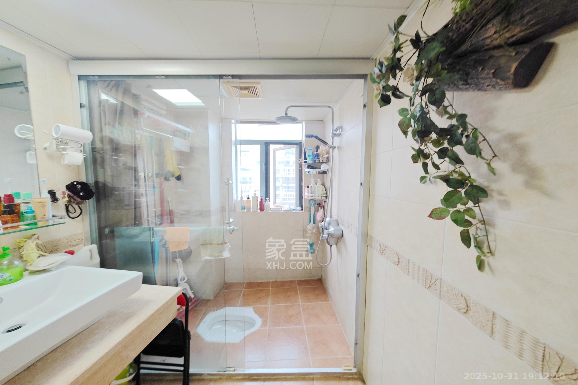 书香名邸  4室2厅2卫    168.0万 书香名邸  4室2厅2卫    168.0万其他