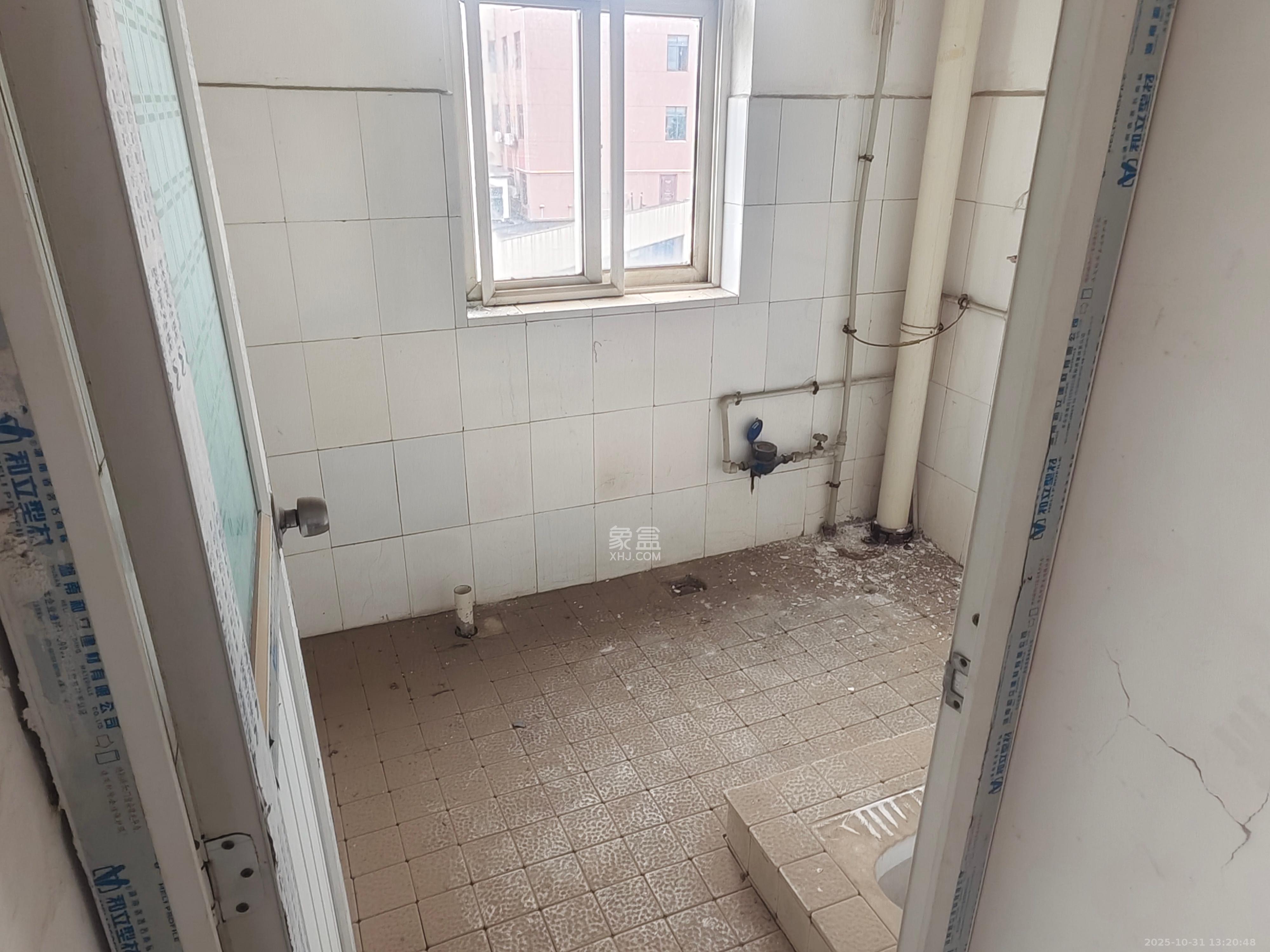 开源鑫阁  1室1厅1卫    777.0元/月 开源鑫阁  1室1厅1卫    777.0元/月室内图1