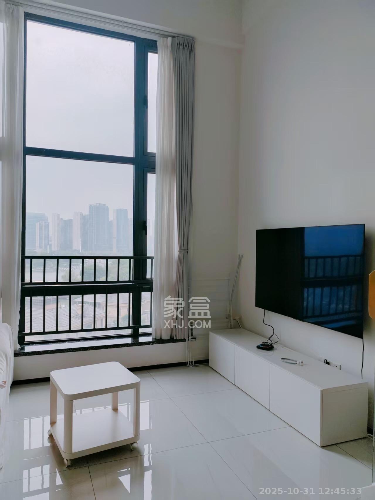 藏珑湖上公馆  1室1厅1卫    3000.0元/月 藏珑湖上公馆  1室1厅1卫    3000.0元/月室内图