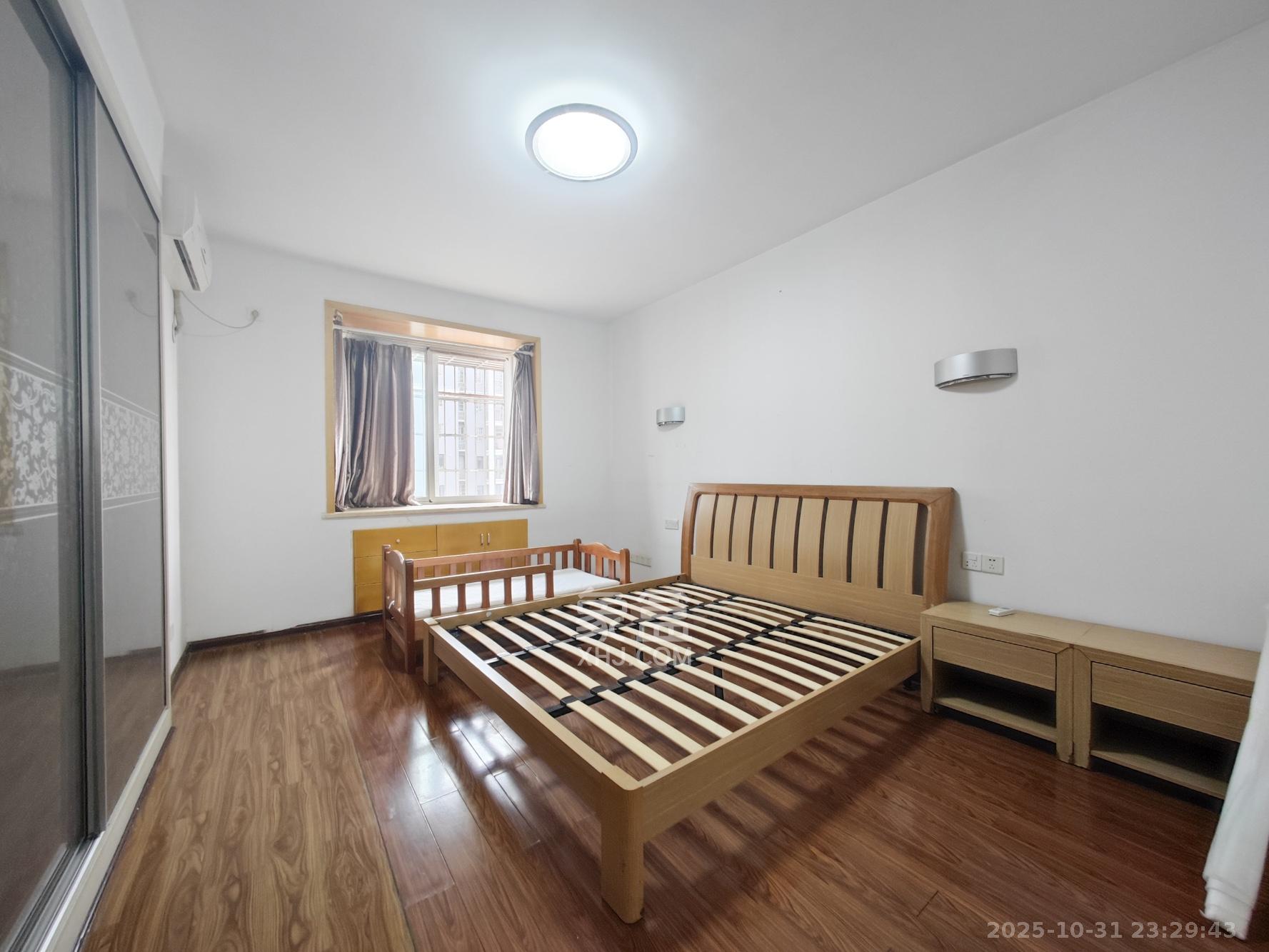 泰禹家园（彩云之翼家园一期、二期、三期）  4室2厅2卫    116.0万卧室