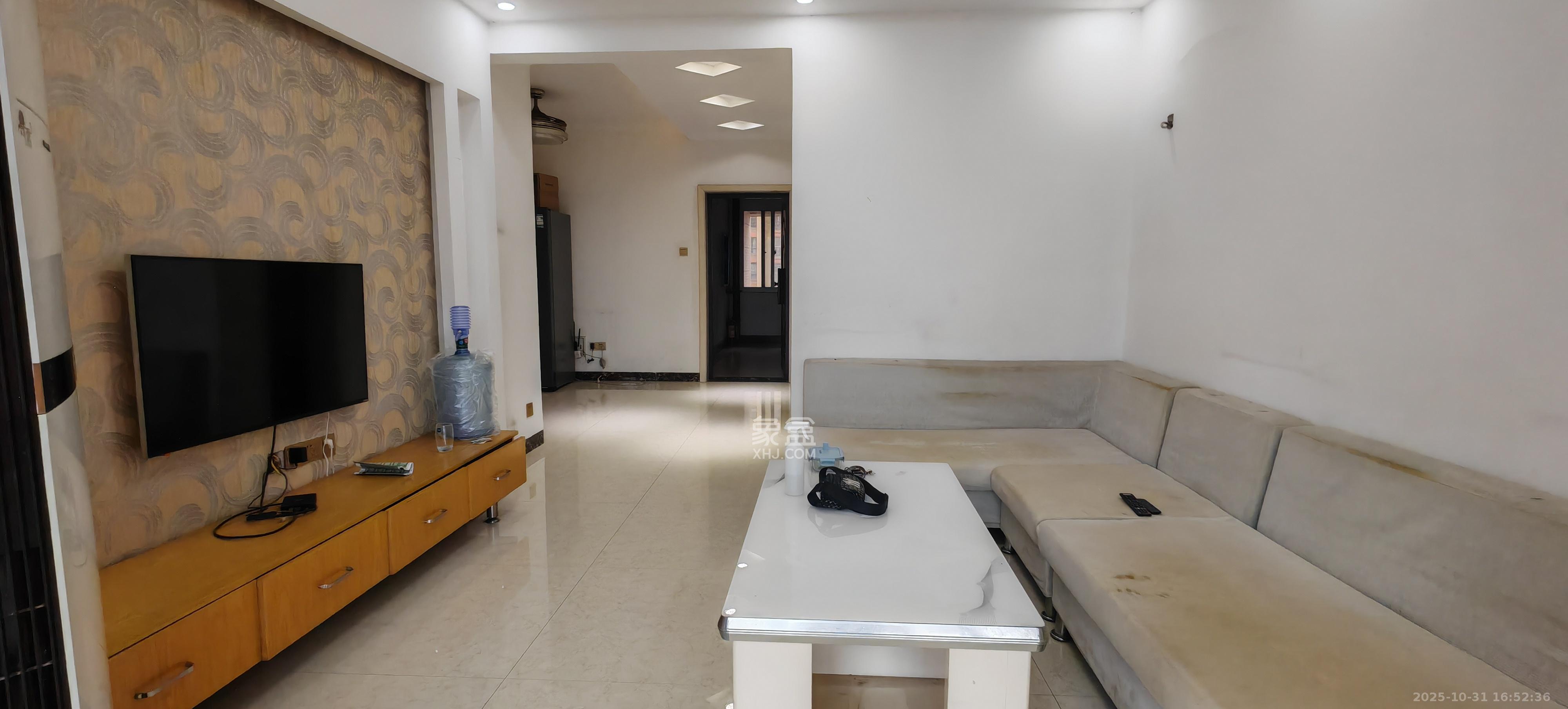 领东汇  2室2厅1卫    1900.0元/月室内图