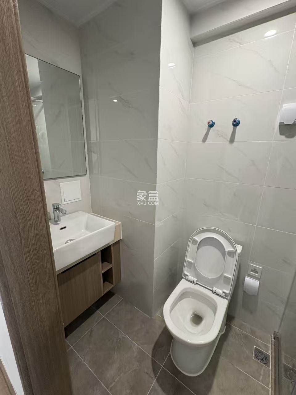 龙湖光年 2室2厅2卫 3000.0元/月 龙湖光年 2室2厅2卫 3000.0元/月室内图