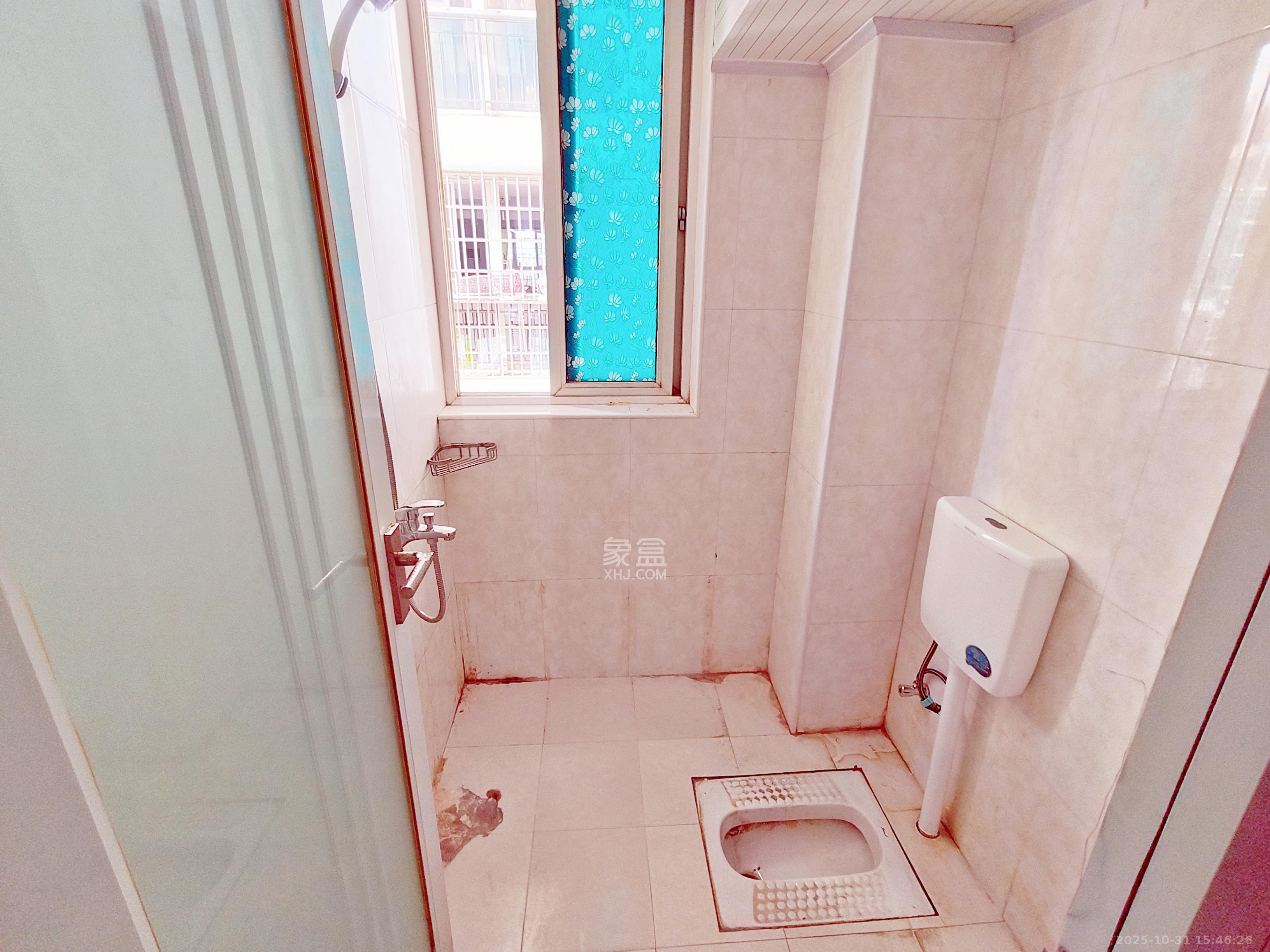 枫林美景  3室2厅1卫    2300.0元/月 枫林美景  3室2厅1卫    2300.0元/月室内图