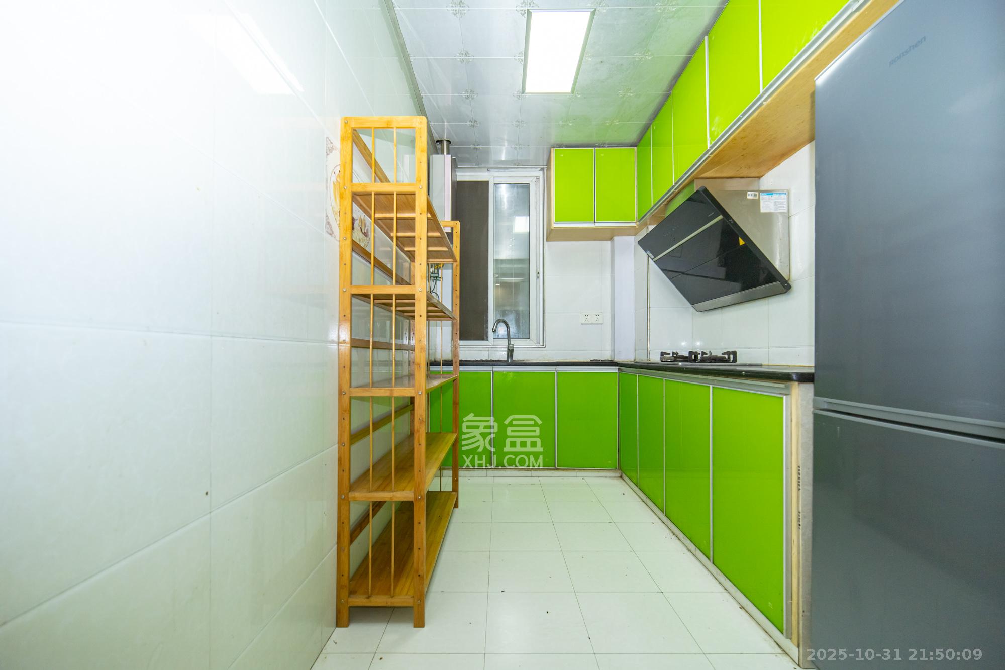 紫晶城  2室2厅1卫    52.8万厨房