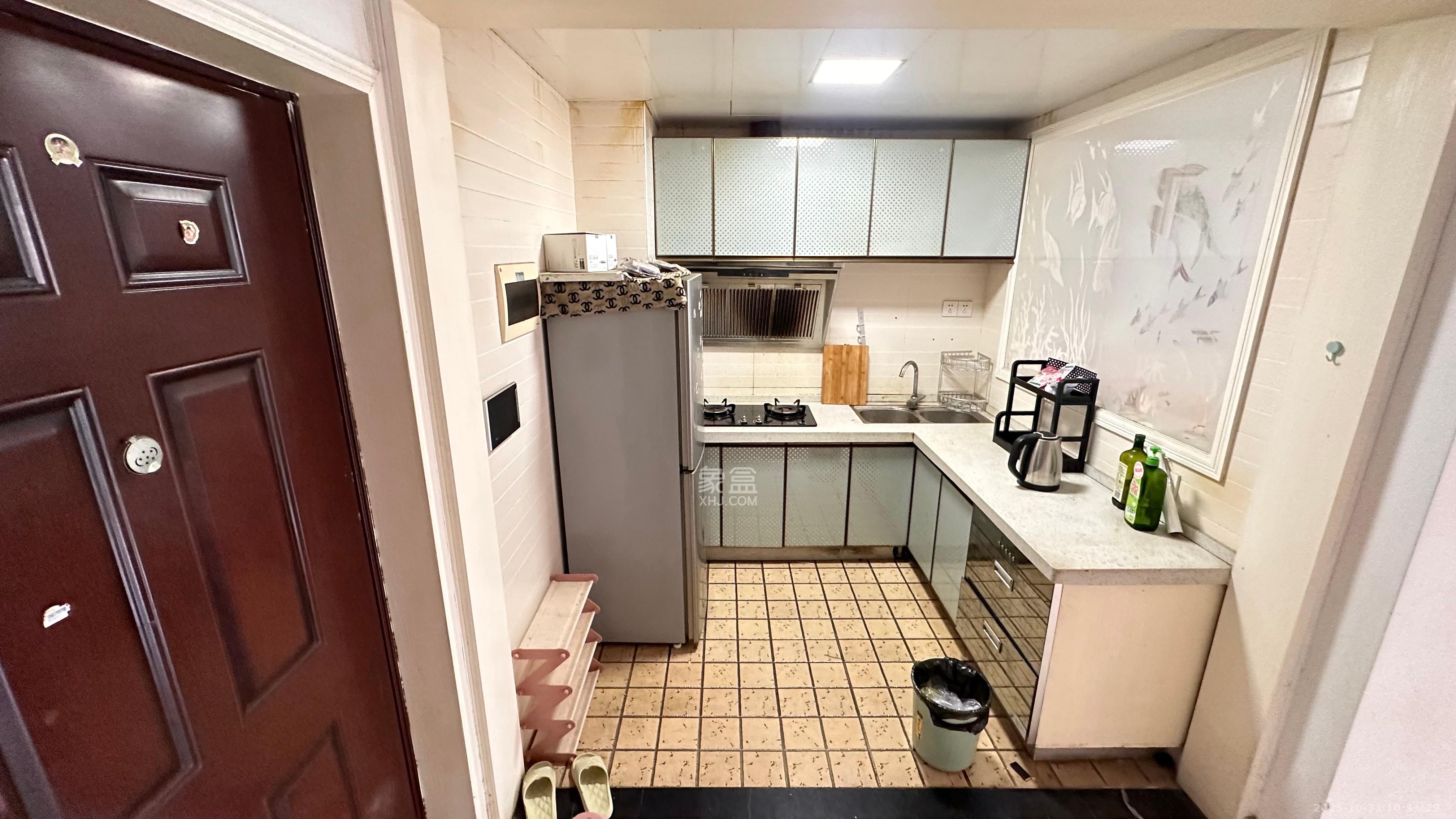 勤诚达新界  2室2厅1卫    1600.0元/月 勤诚达新界  2室2厅1卫    1600.0元/月室内图