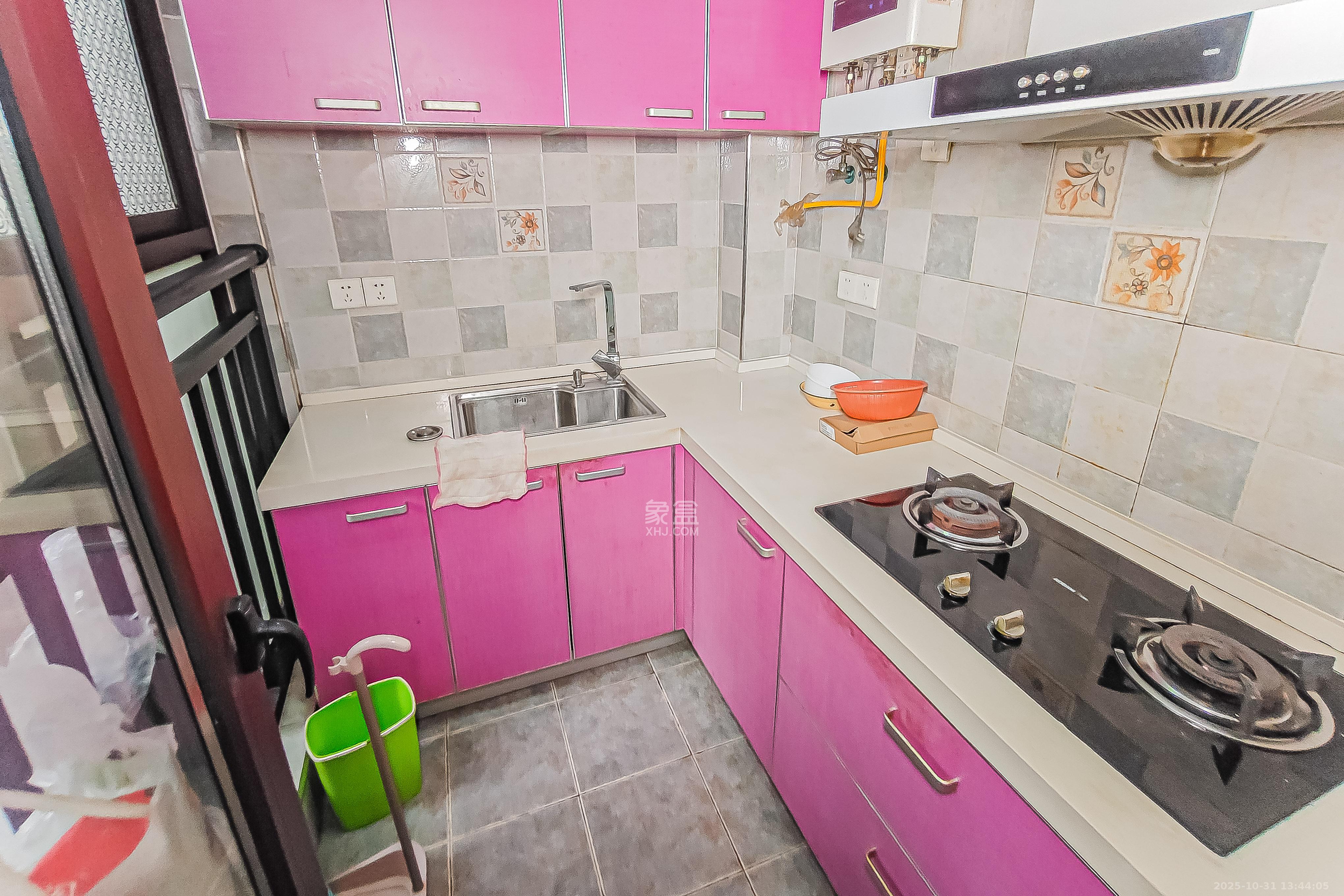 三力公寓（三力国际）  2室1厅1卫    49.8万厨房