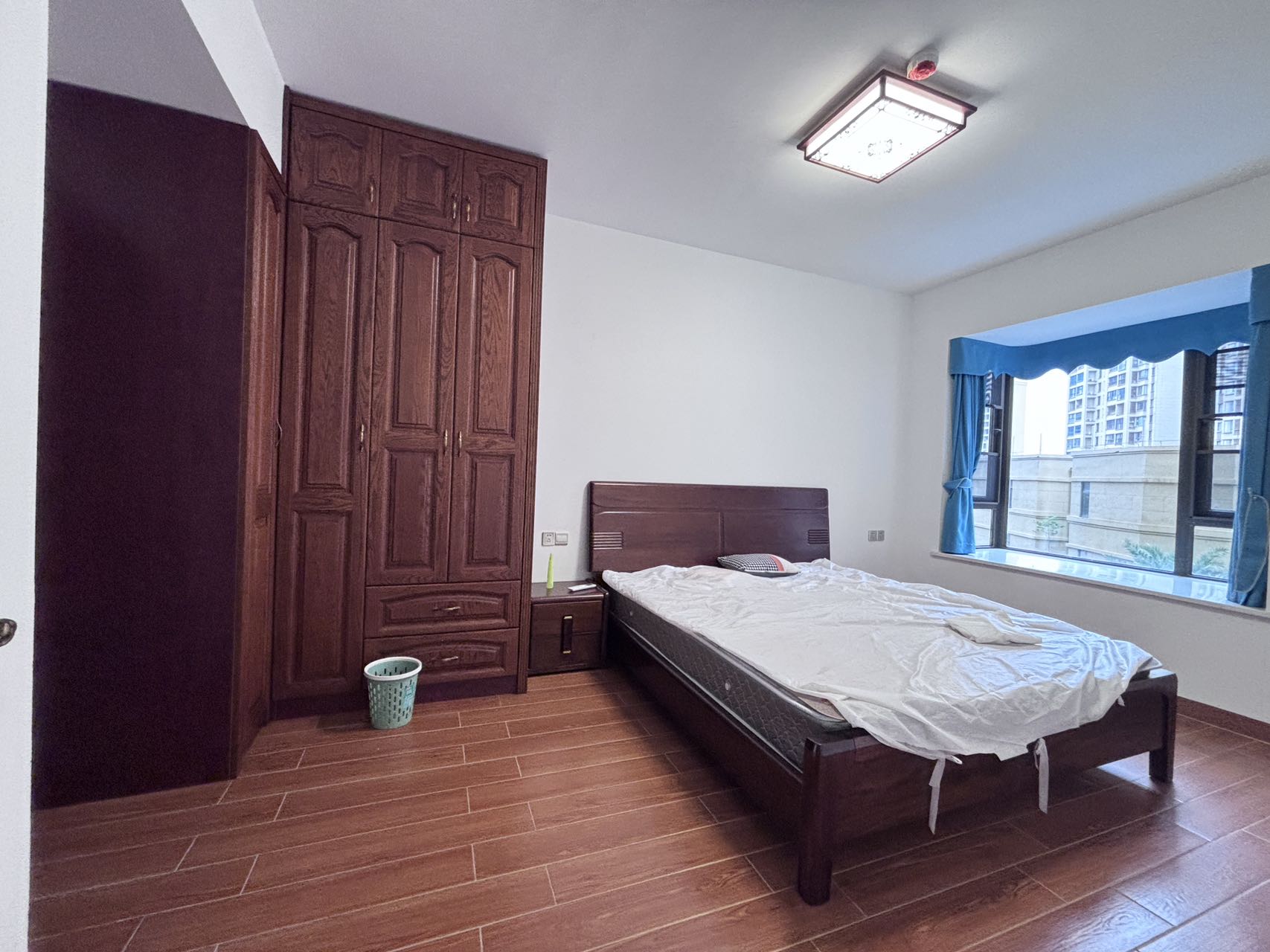 绿地雅典郡  4室2厅2卫    150.0万 绿地雅典郡  4室2厅2卫    150.0万室内图