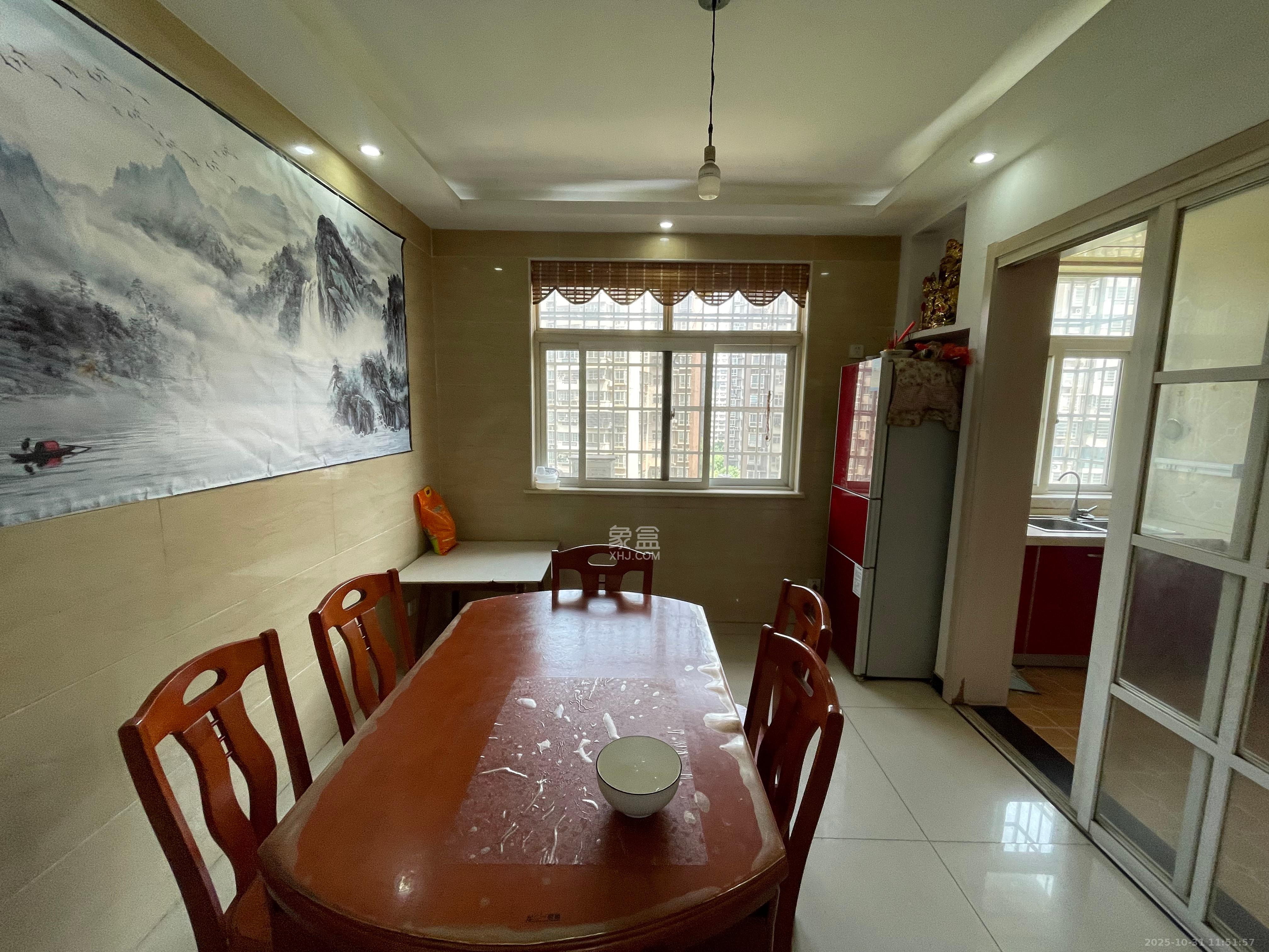 黎郡新宇熙春园  4室2厅2卫    2600.0元/月室内图