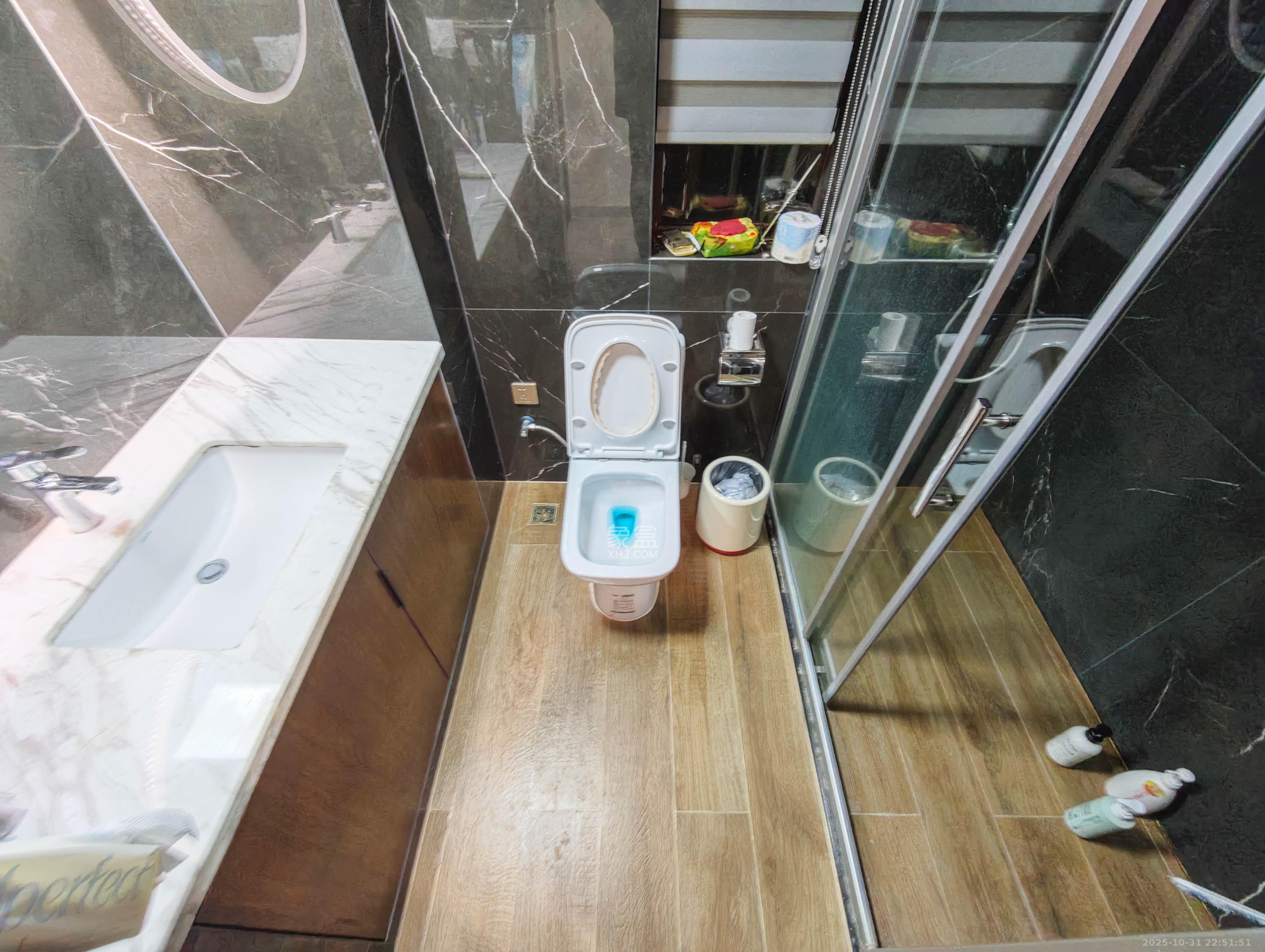 保利城(中航城国际社区、郡原美村) 4室2厅2卫 178.0万 保利城(中航城国际社区、郡原美村) 4室2厅2卫 178.0万卫生间