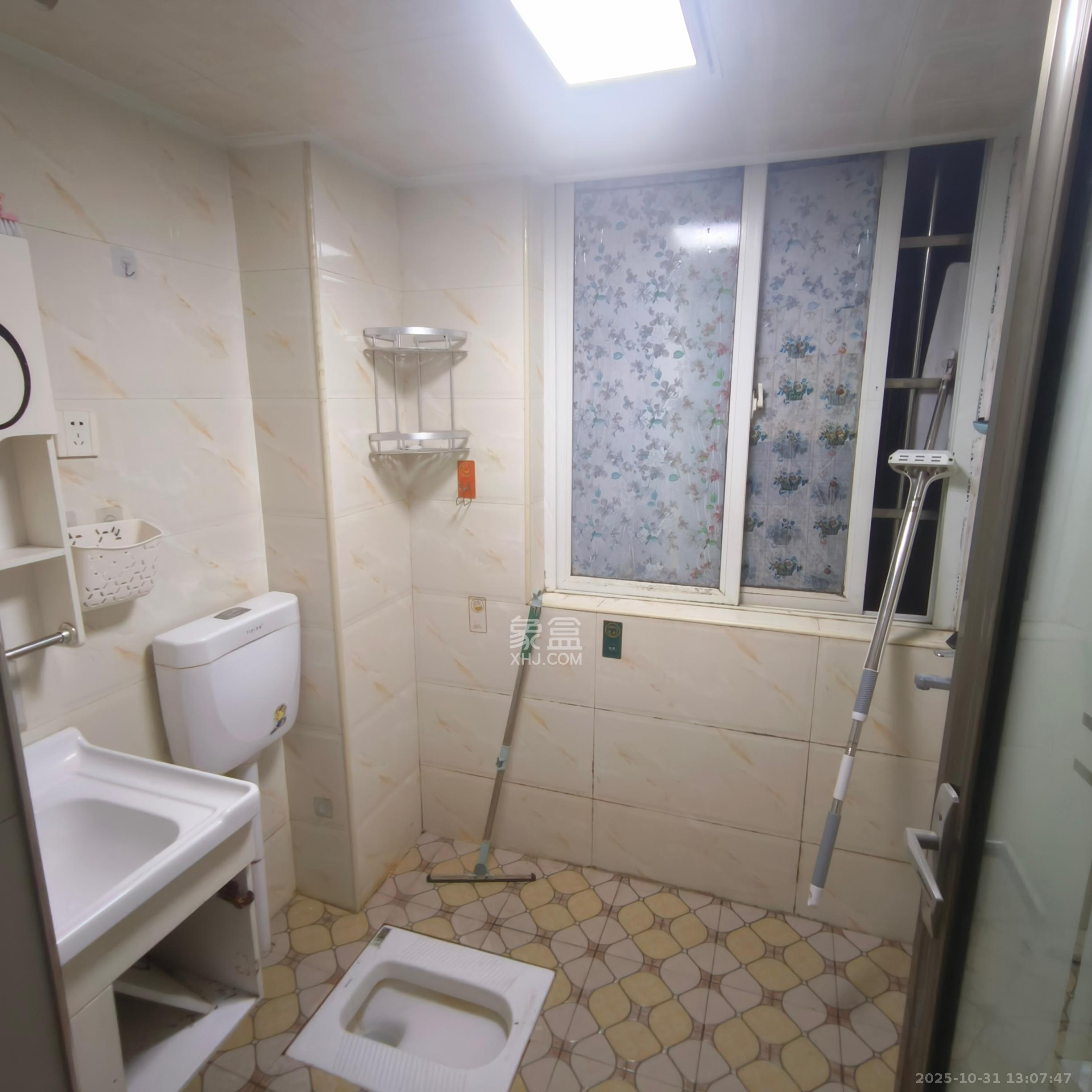 和润园一、二期  2室1厅1卫    1700.0元/月室内图