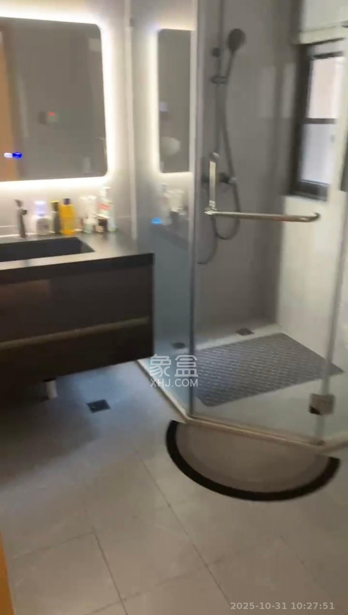 运达锦绣广场  3室2厅2卫    4500.0元/月室内图