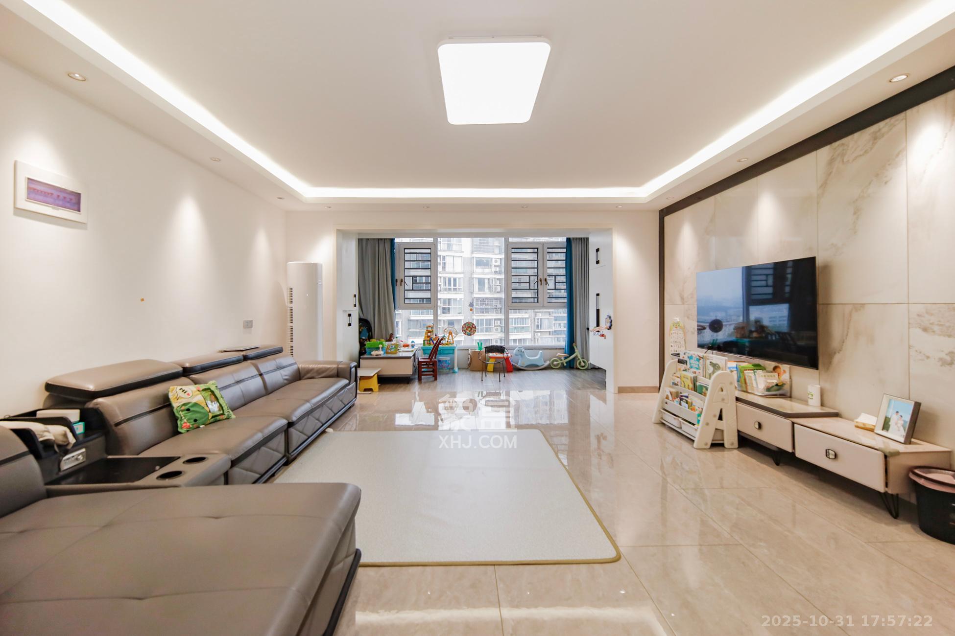 中建桂苑  3室2厅1卫    108.0万